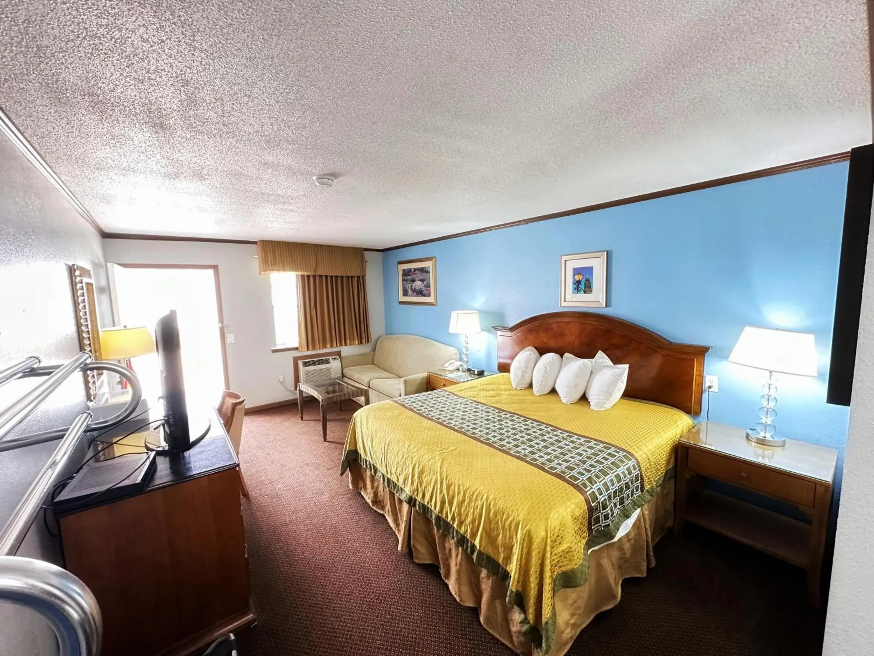 Bed in Night Inn Bed in Night Inn