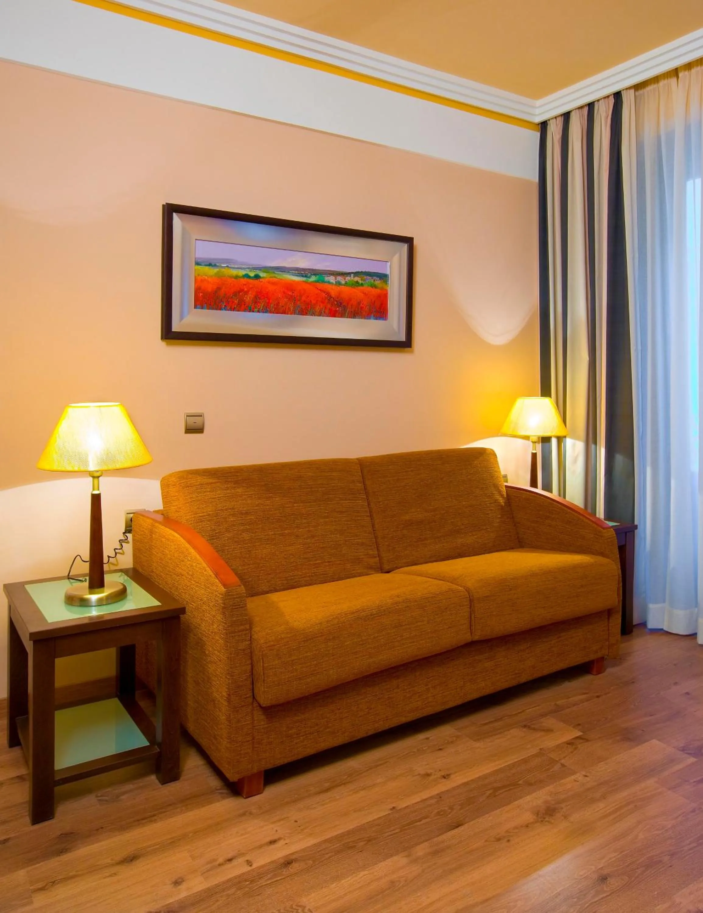 Seating area in Suites Gran Vía 44