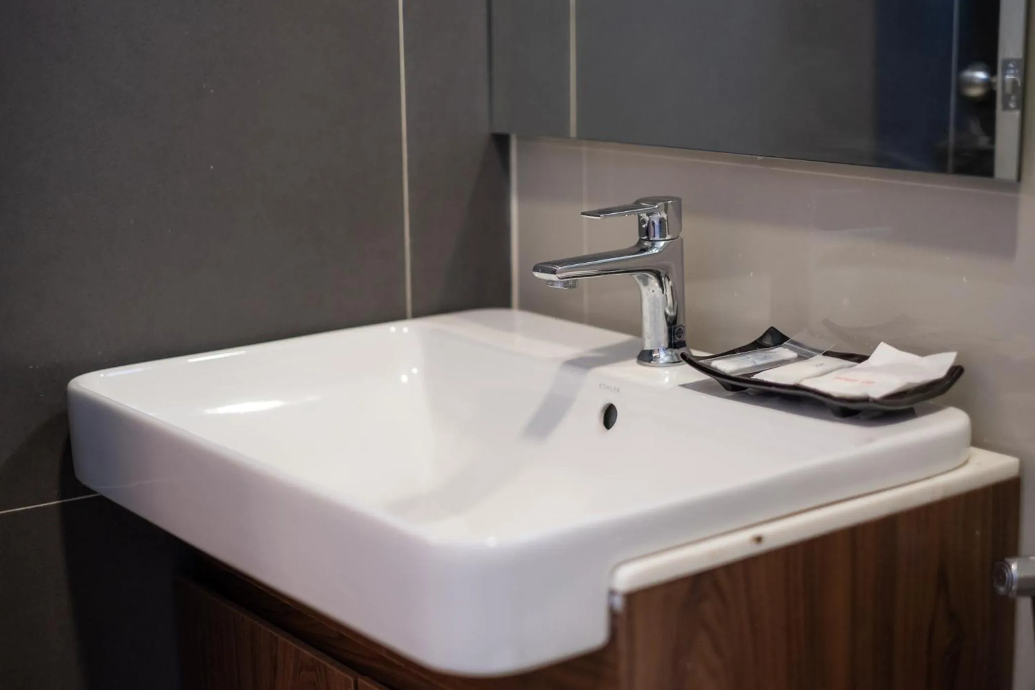 Bathroom in Lima Lanna Hotel