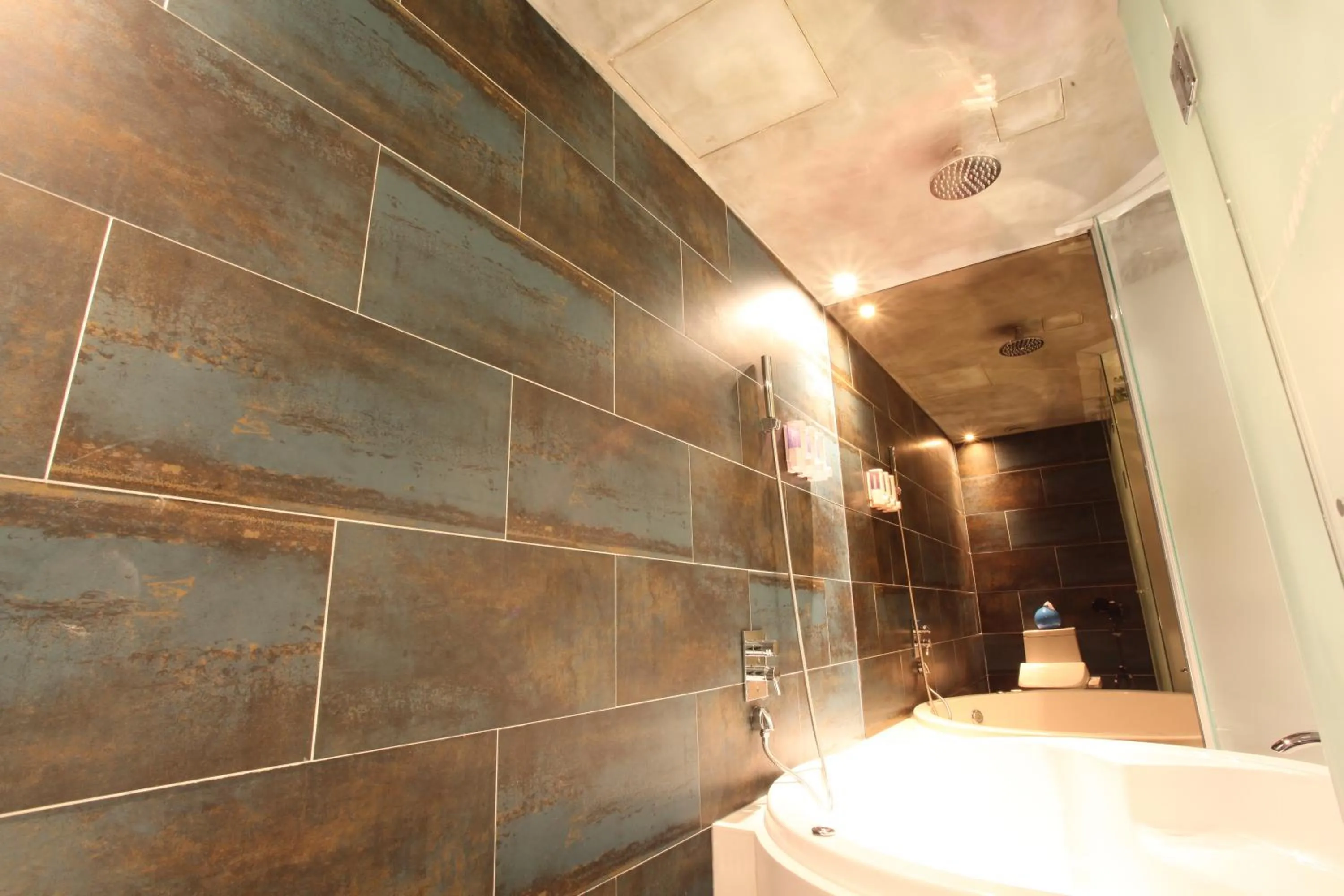 Bathroom in Hotel POP3 Jongno