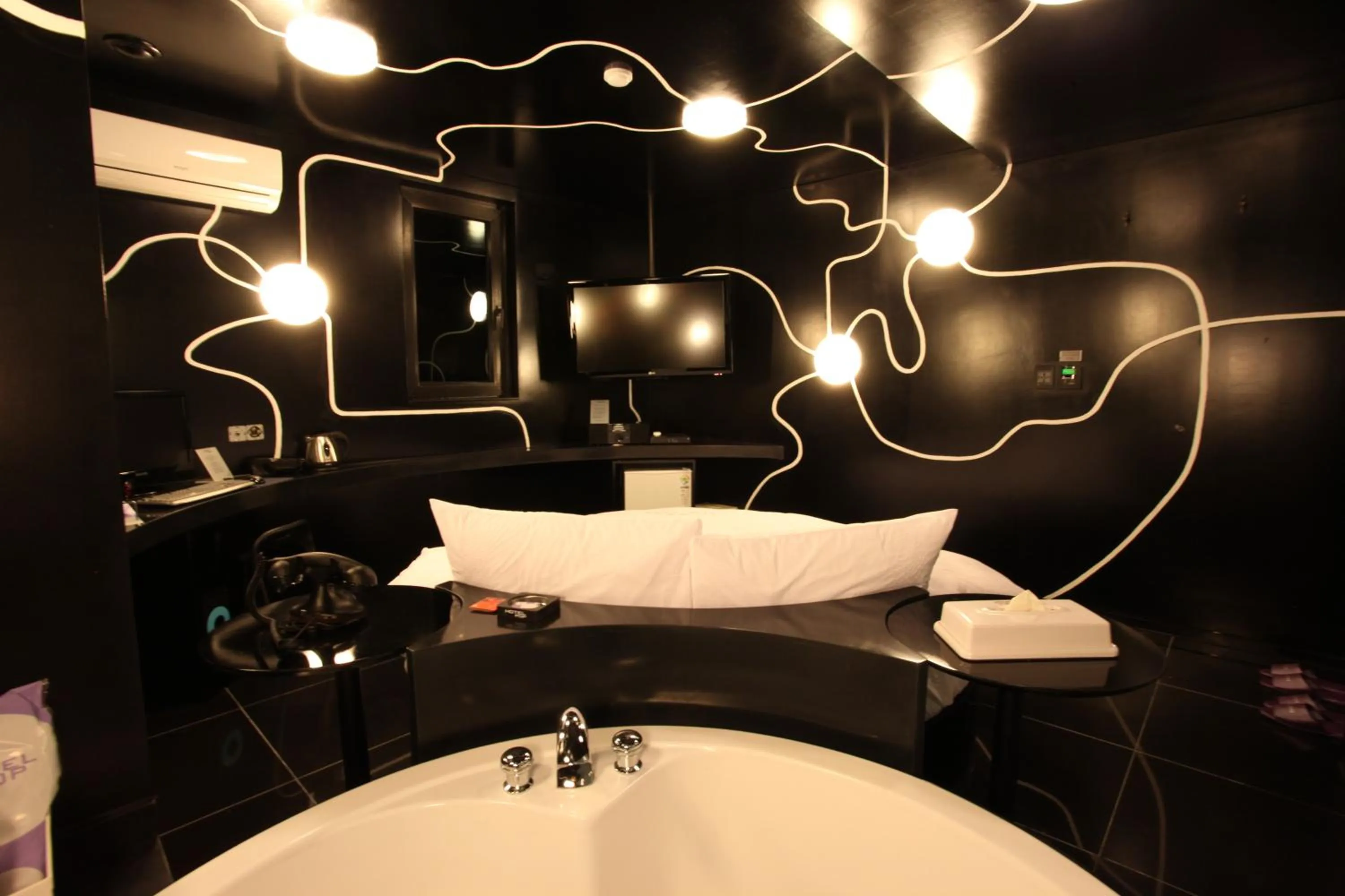 Bathroom in Hotel POP3 Jongno