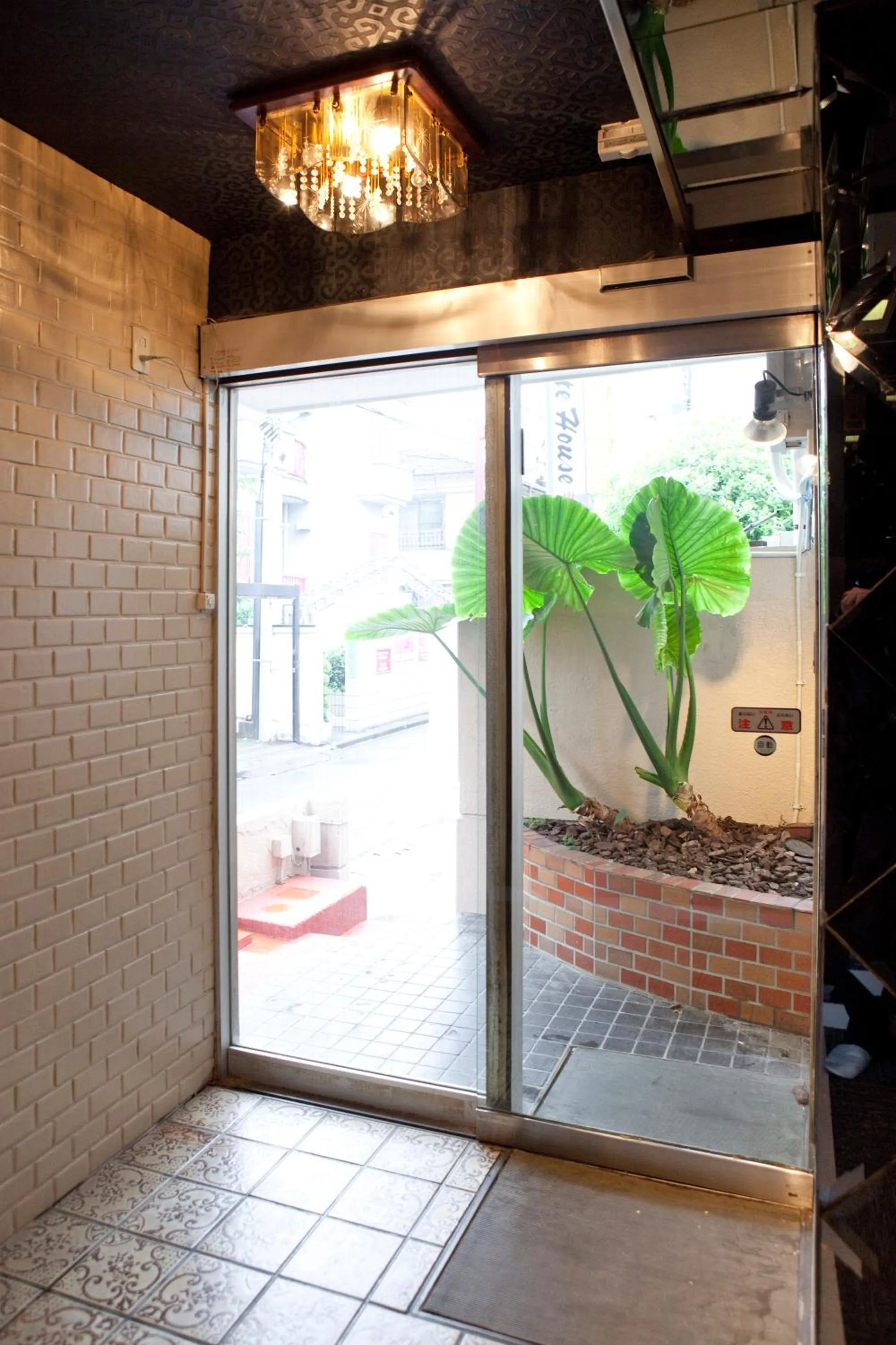 Facade/entrance in The Shin-Okubo International Hotel