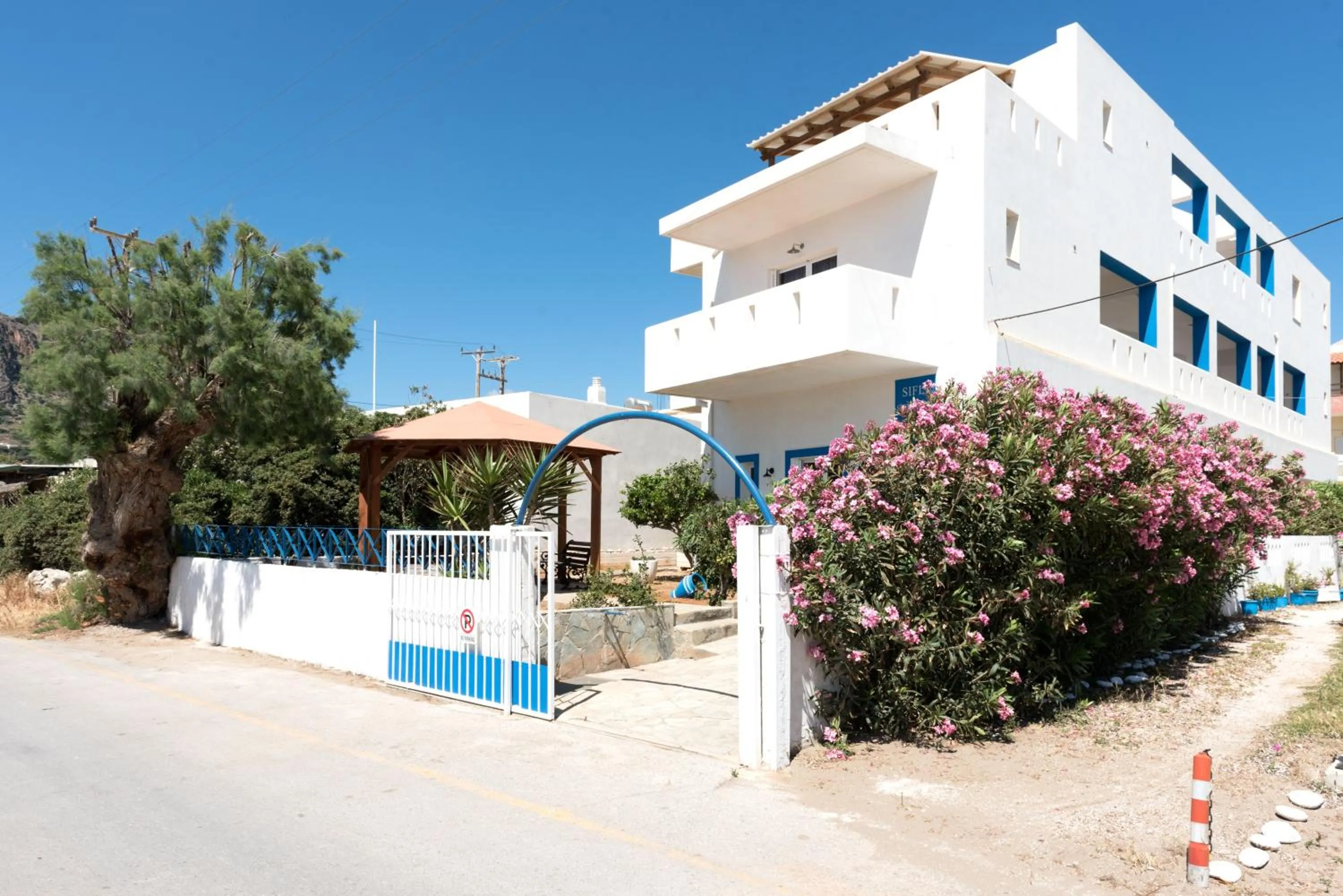 Property building in Sifis Studios