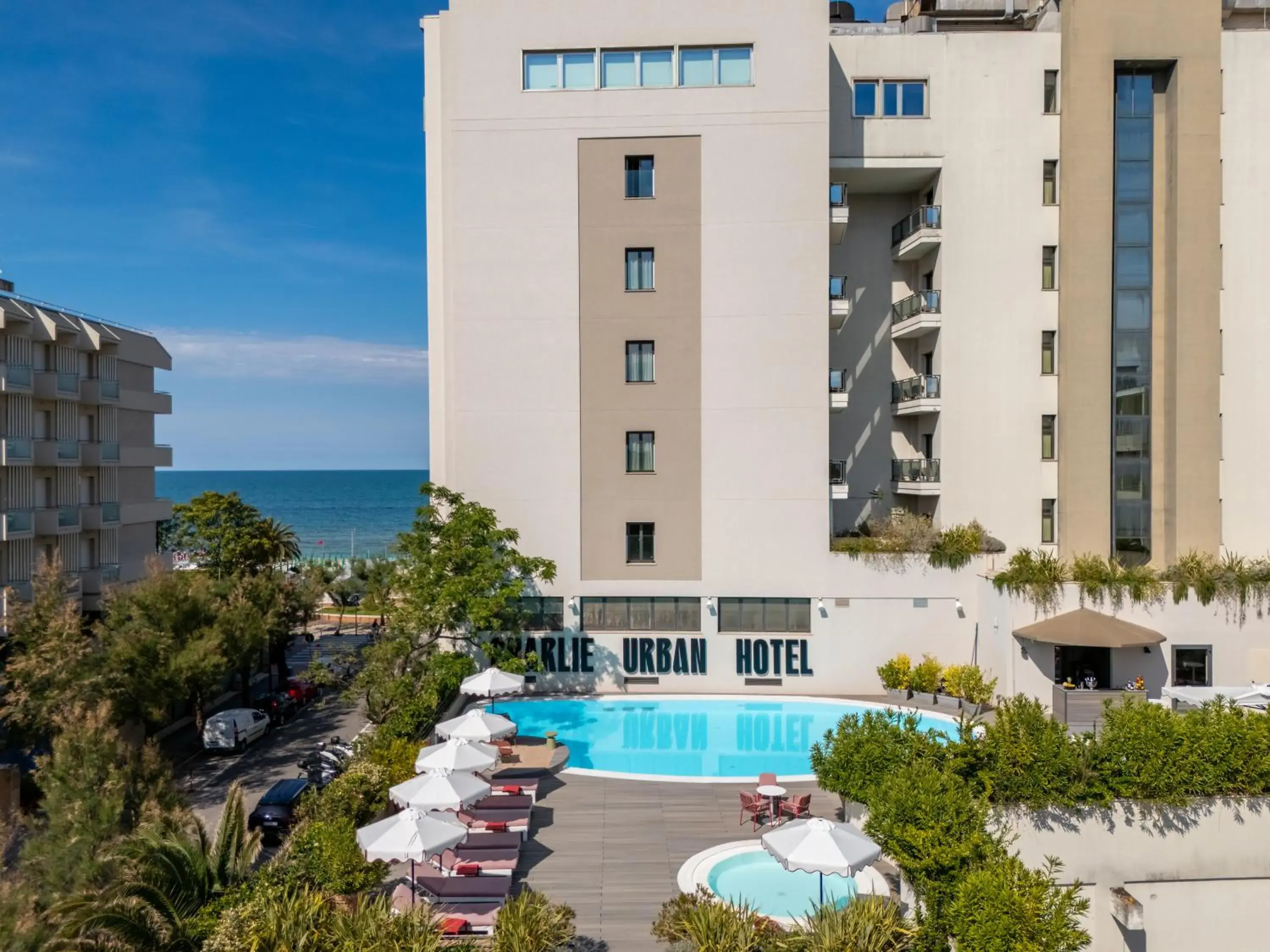 Property building in Charlie in Pesaro Property building in Charlie in Pesaro