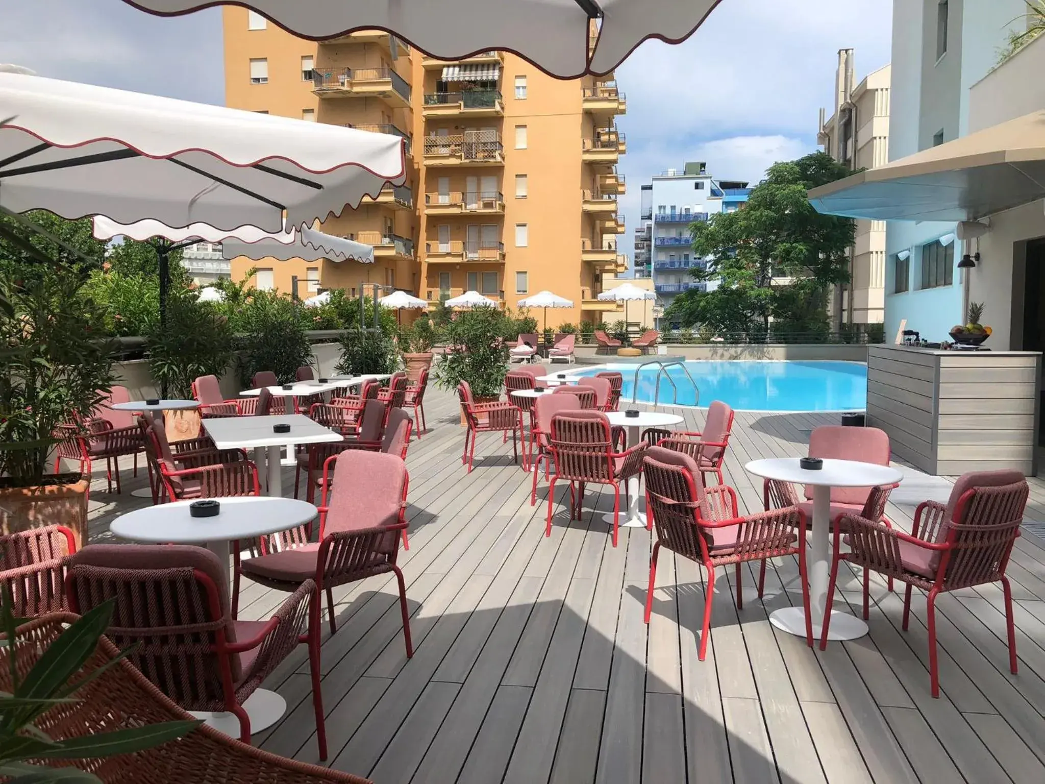 Pool view in Charlie in Pesaro Pool view in Charlie in Pesaro