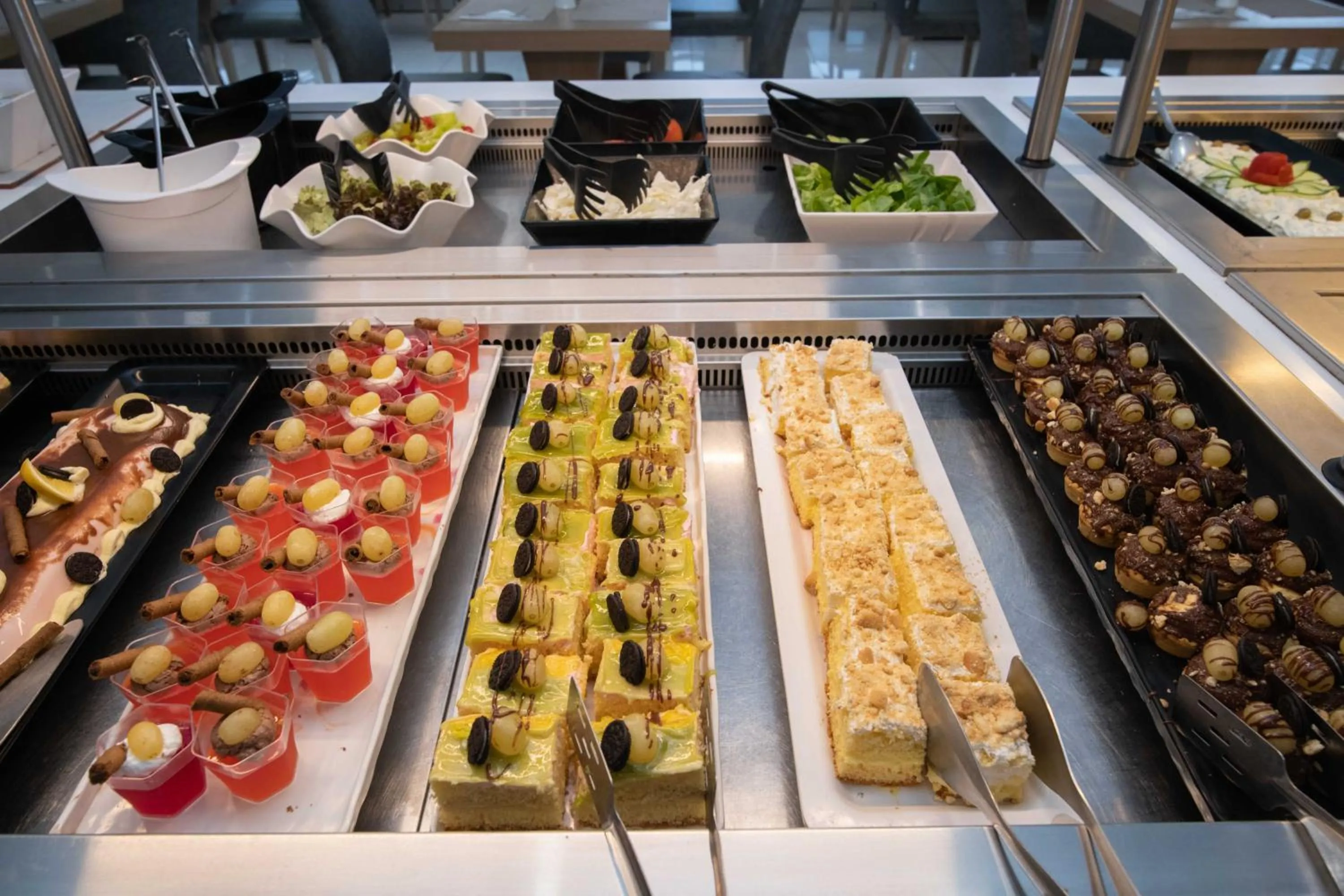 Dining area in Karras Grande Resort