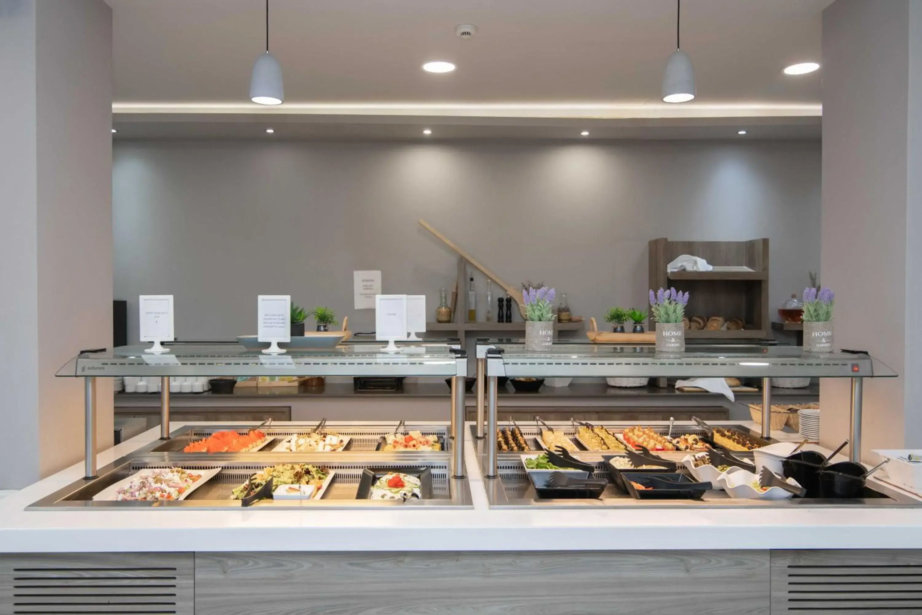 Restaurant/places to eat in Karras Grande Resort Restaurant/places to eat in Karras Grande Resort