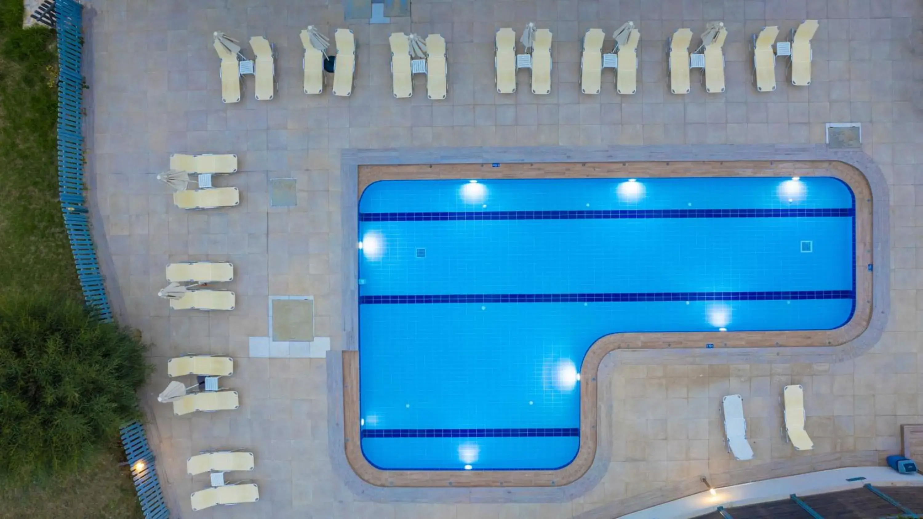 Swimming pool in Karras Grande Resort Swimming pool in Karras Grande Resort