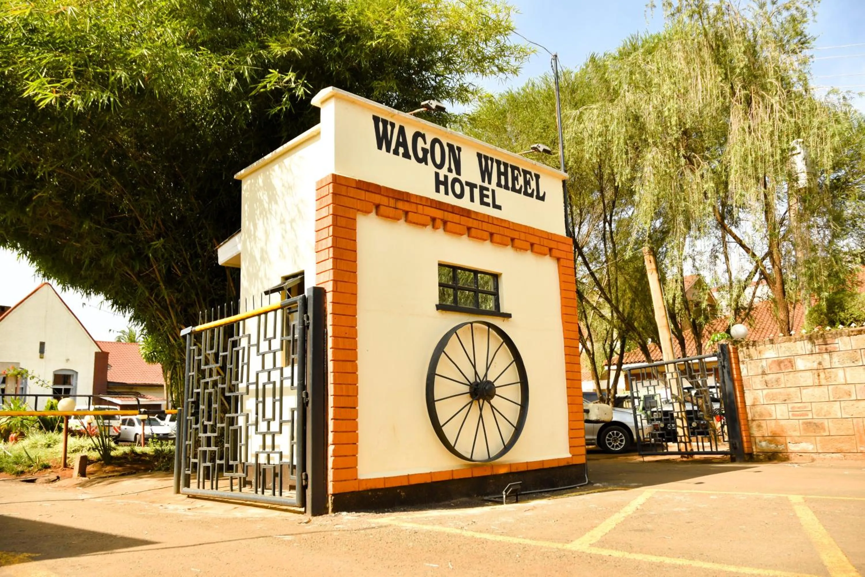 Facade/entrance in Wagon Wheel Hotel Eldoret