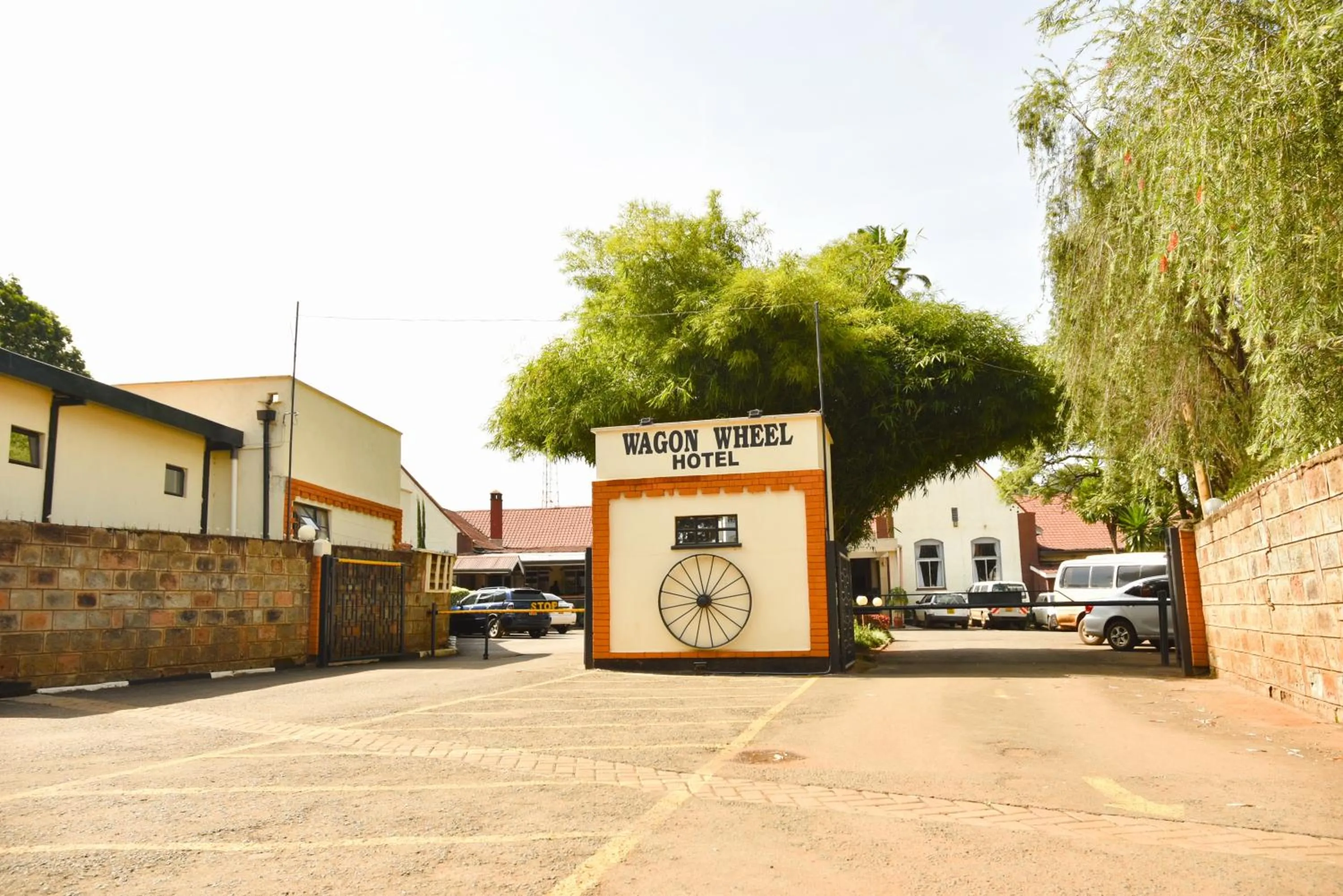 Facade/entrance in Wagon Wheel Hotel Eldoret