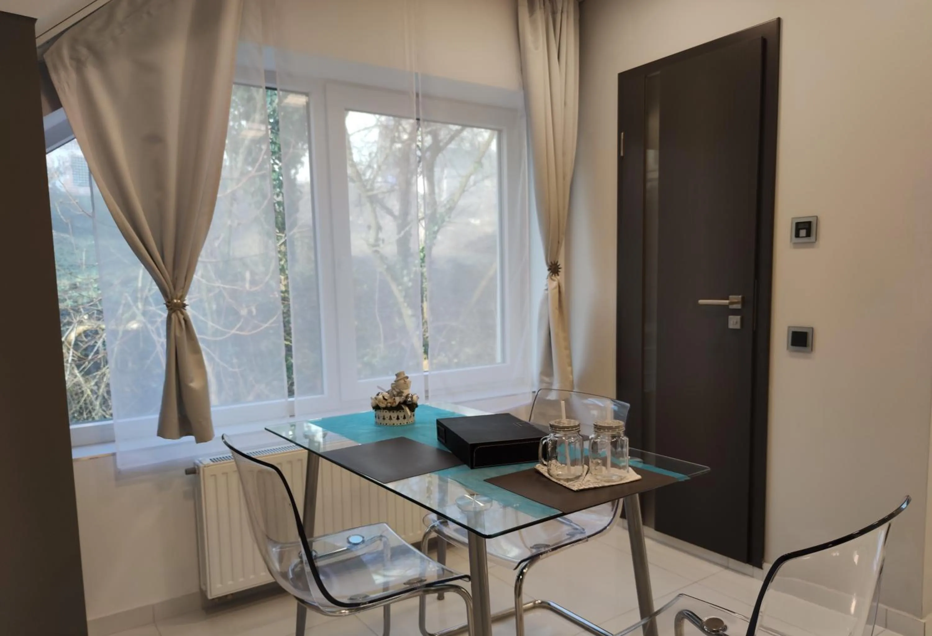 AQUA SOLAR APARTMANHÁZ