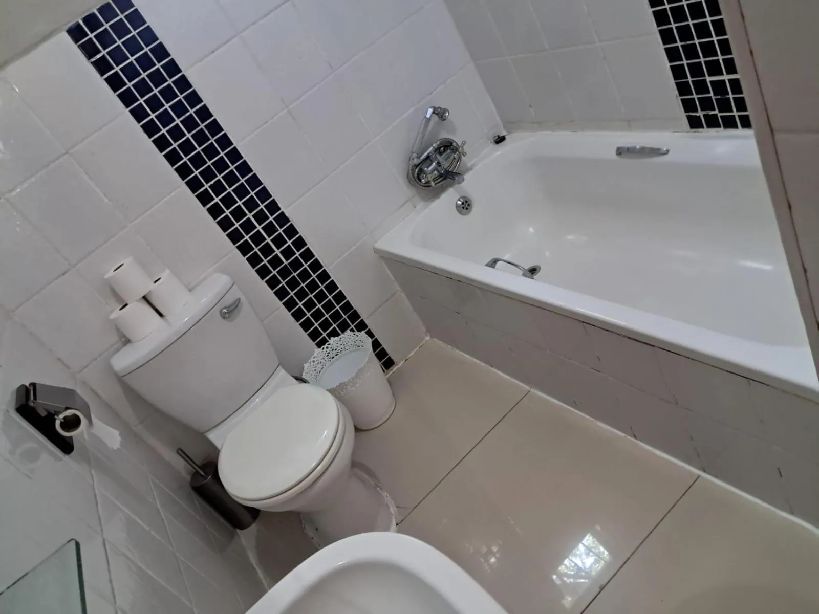 Bathroom in SeaXplore Lodge & Dive Center