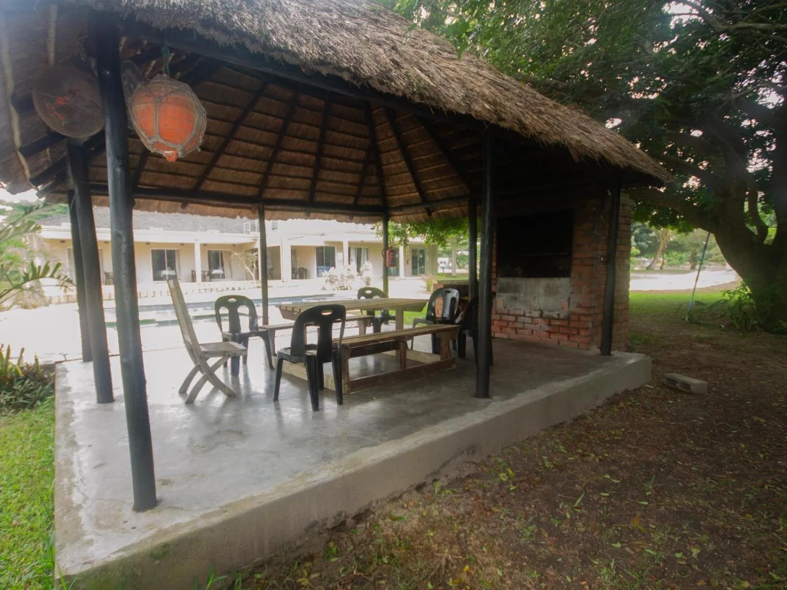 BBQ facilities in SeaXplore Lodge & Dive Center