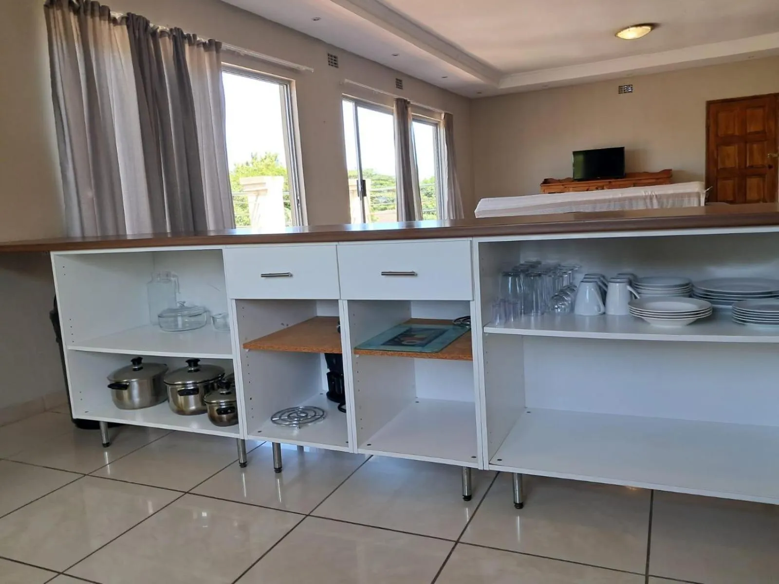Dining area in SeaXplore Lodge & Dive Center