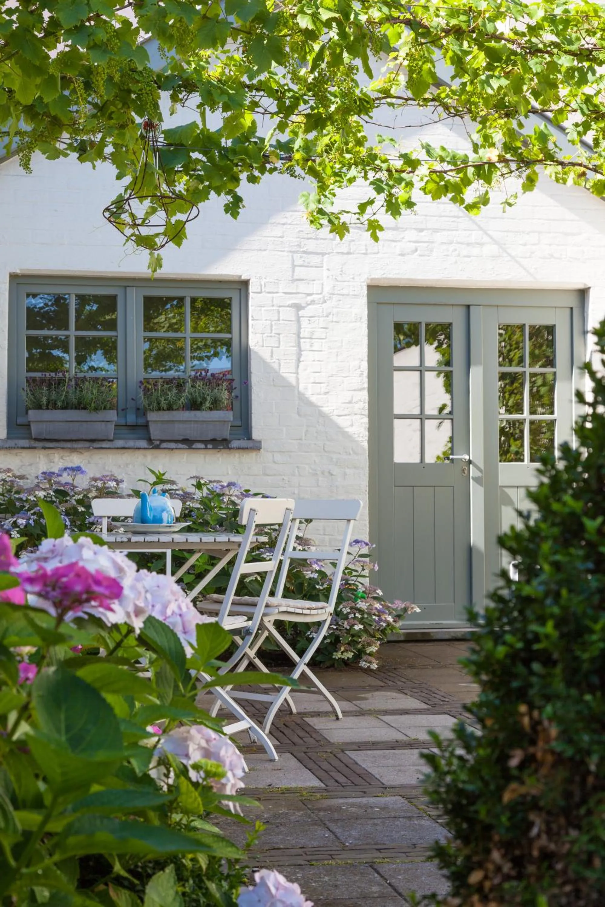 Patio in B&B mybandb