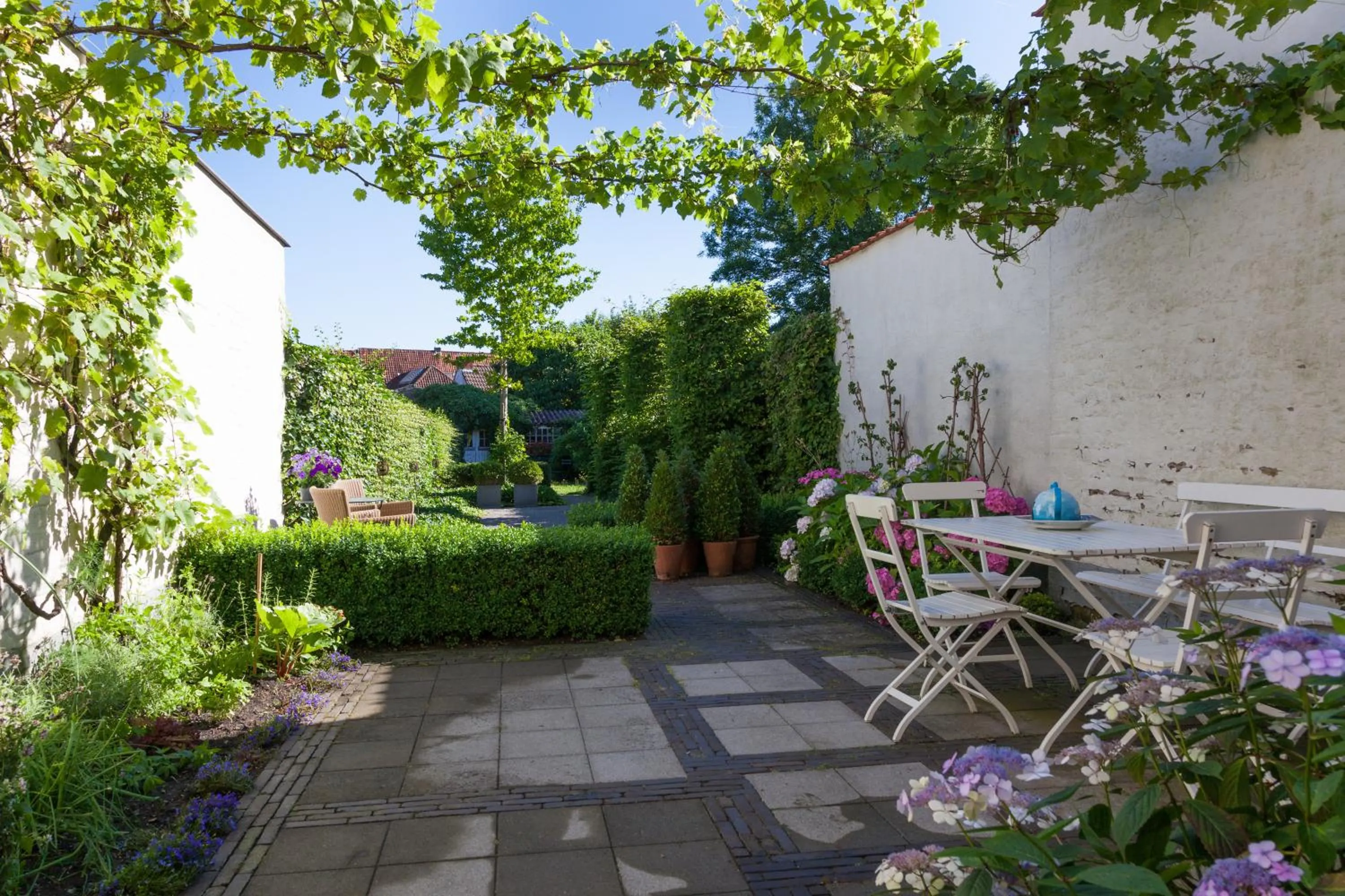 Patio in B&B mybandb