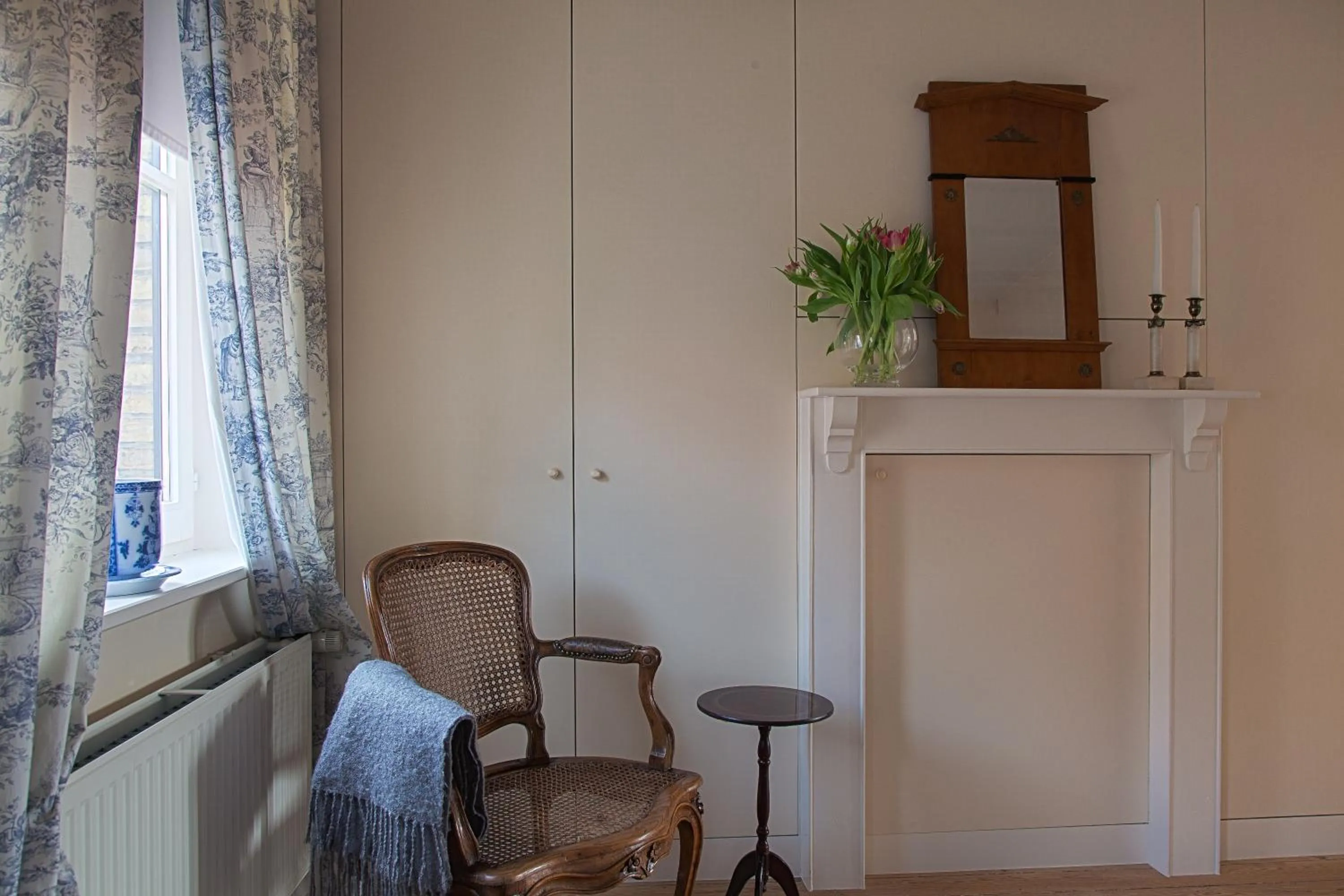 Seating area in B&B mybandb
