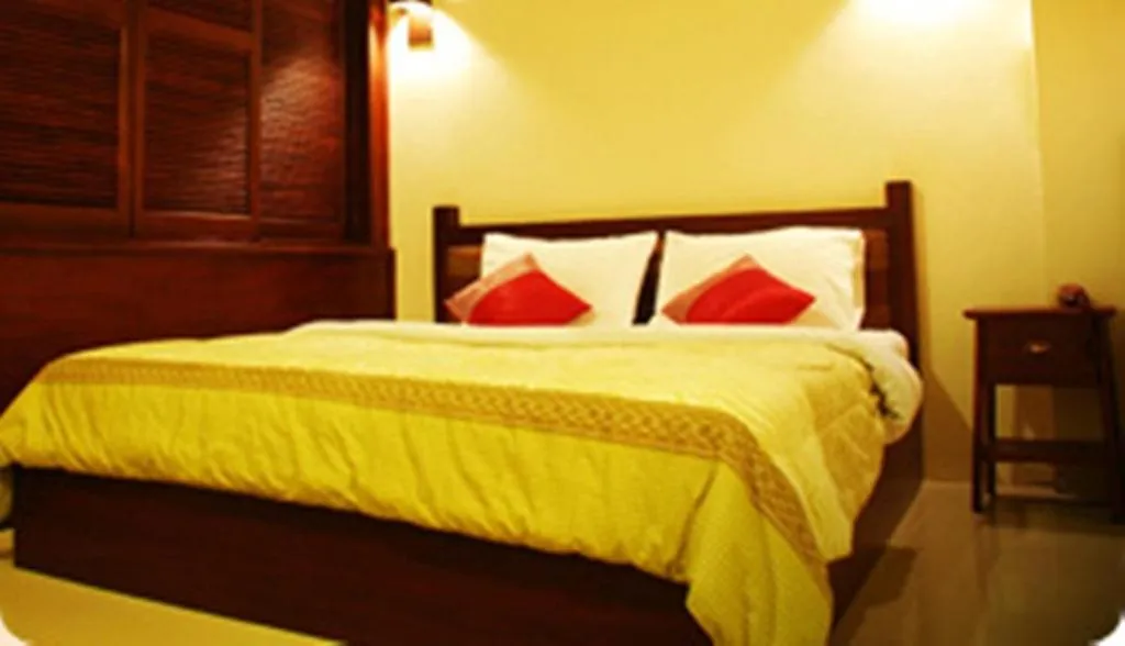 Bed in Bautong Lodge