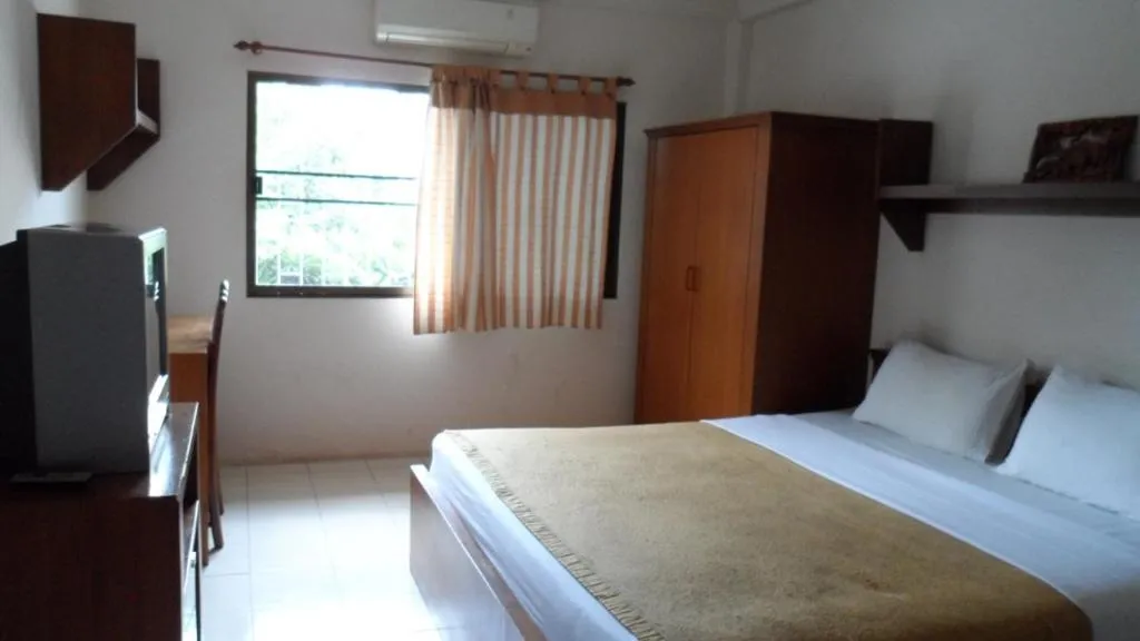 Bedroom, Bed in Bautong Lodge