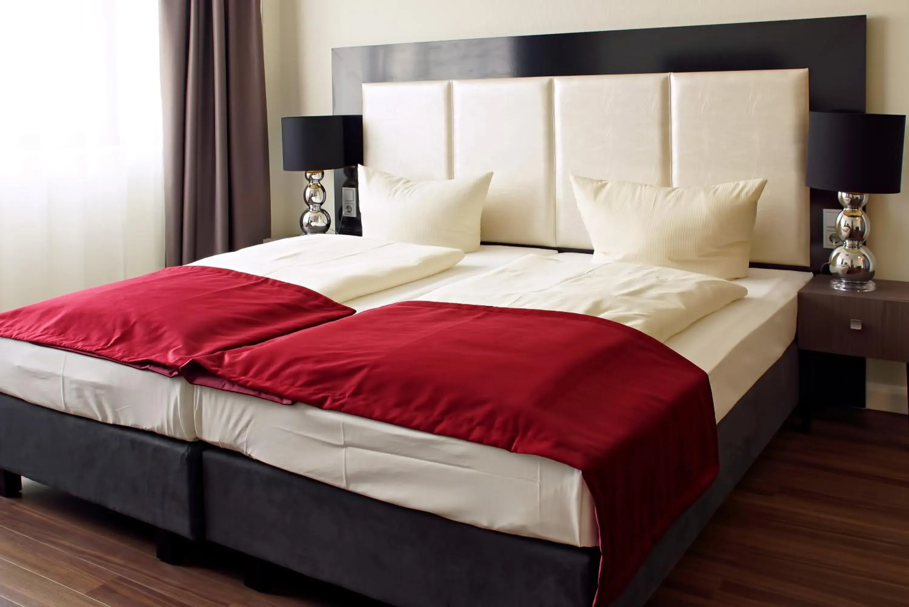 Bed in Milbor Hotel Bed in Milbor Hotel