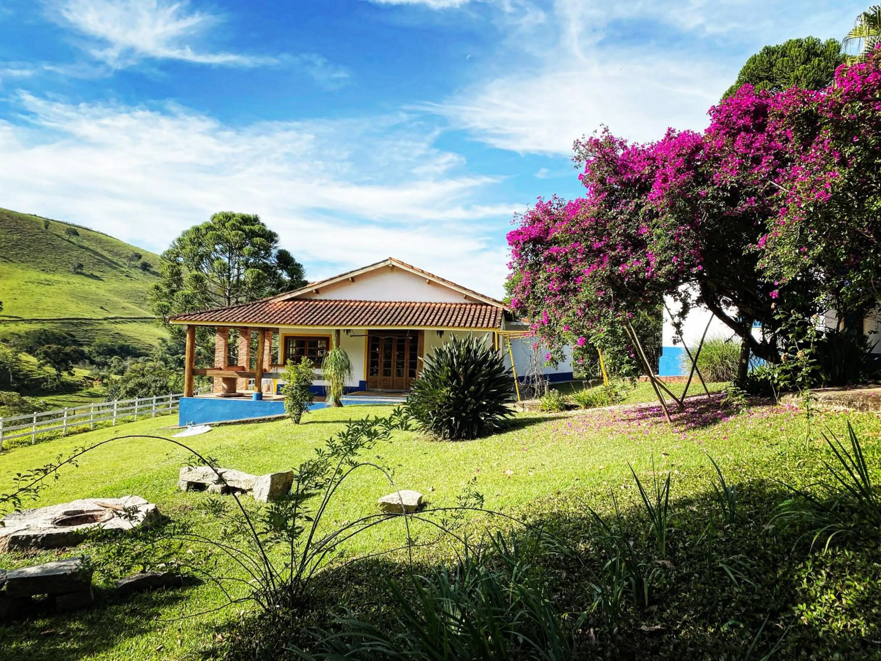Two-Bedroom House in Flores de Cunha