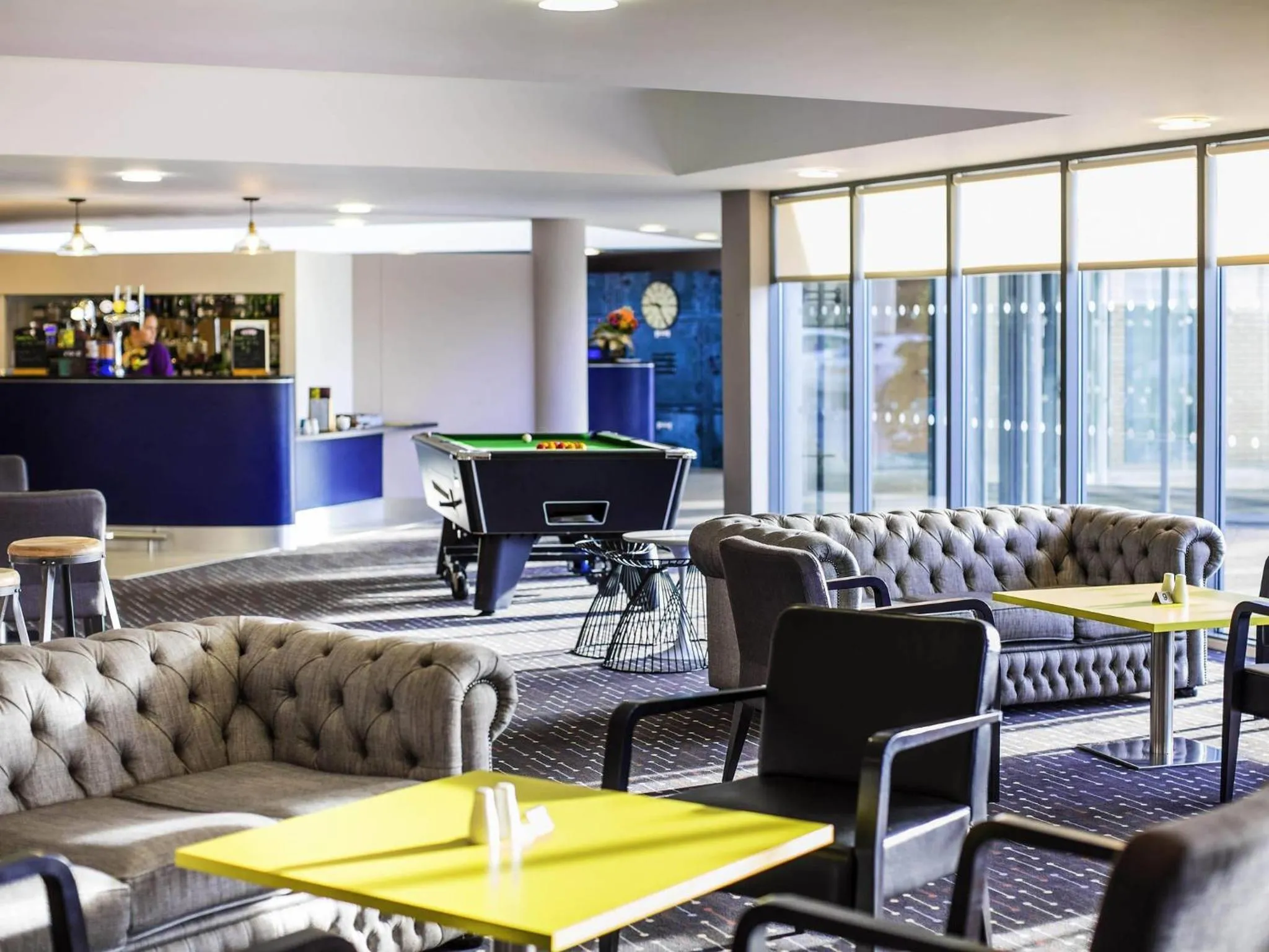 Lounge or bar in ibis Styles Barnsley