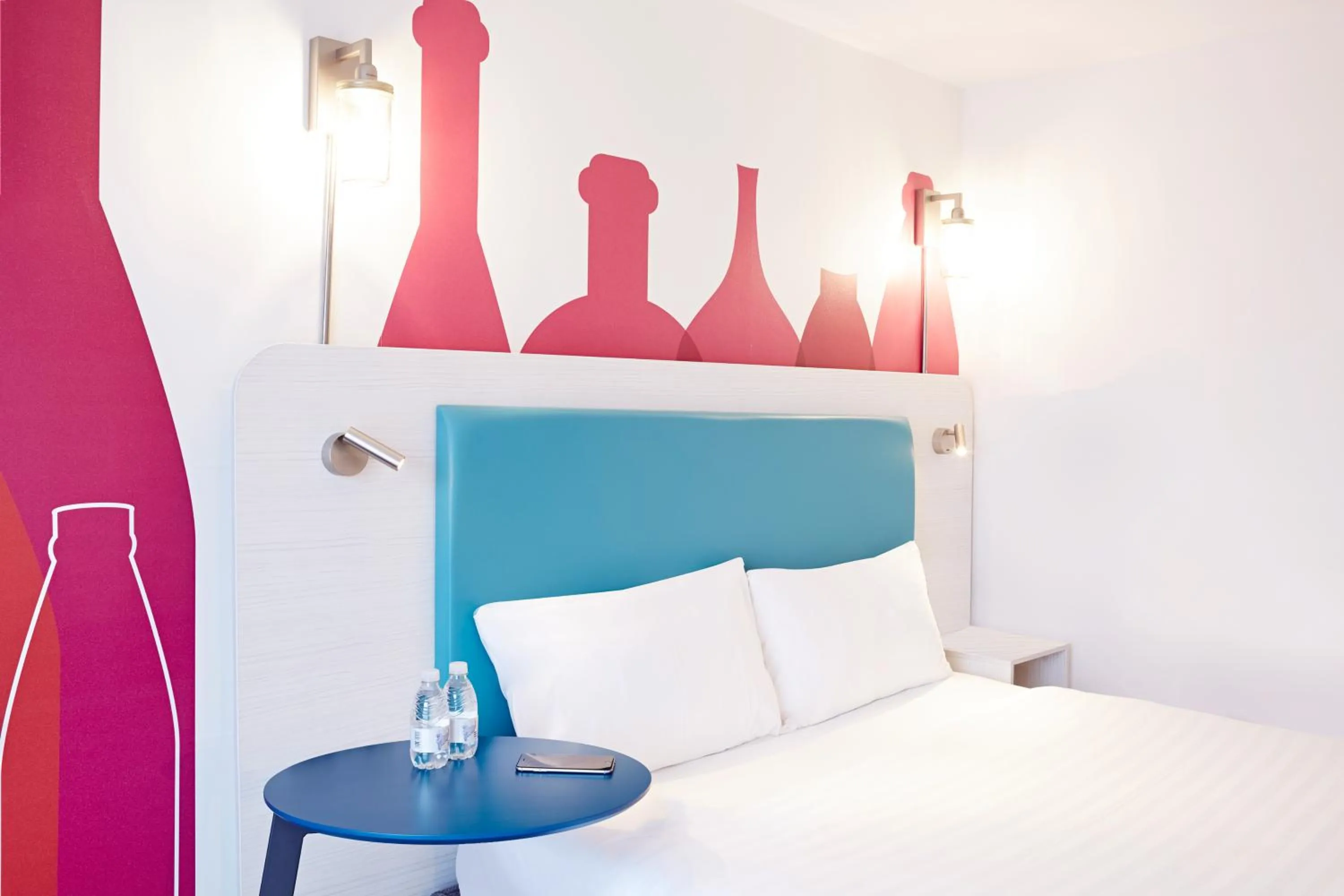 Bedroom, Bed in ibis Styles Barnsley