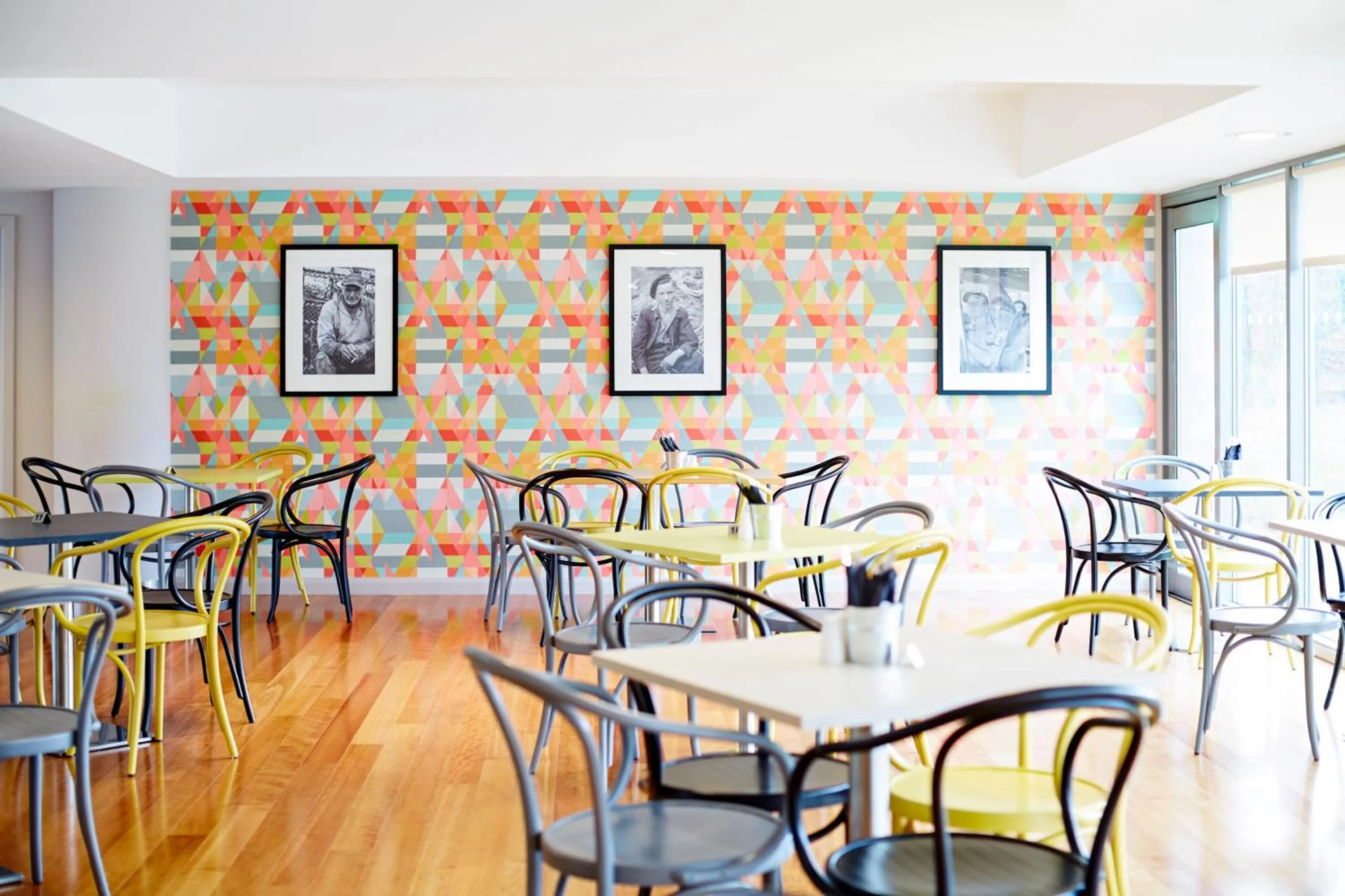 Restaurant/places to eat in ibis Styles Barnsley