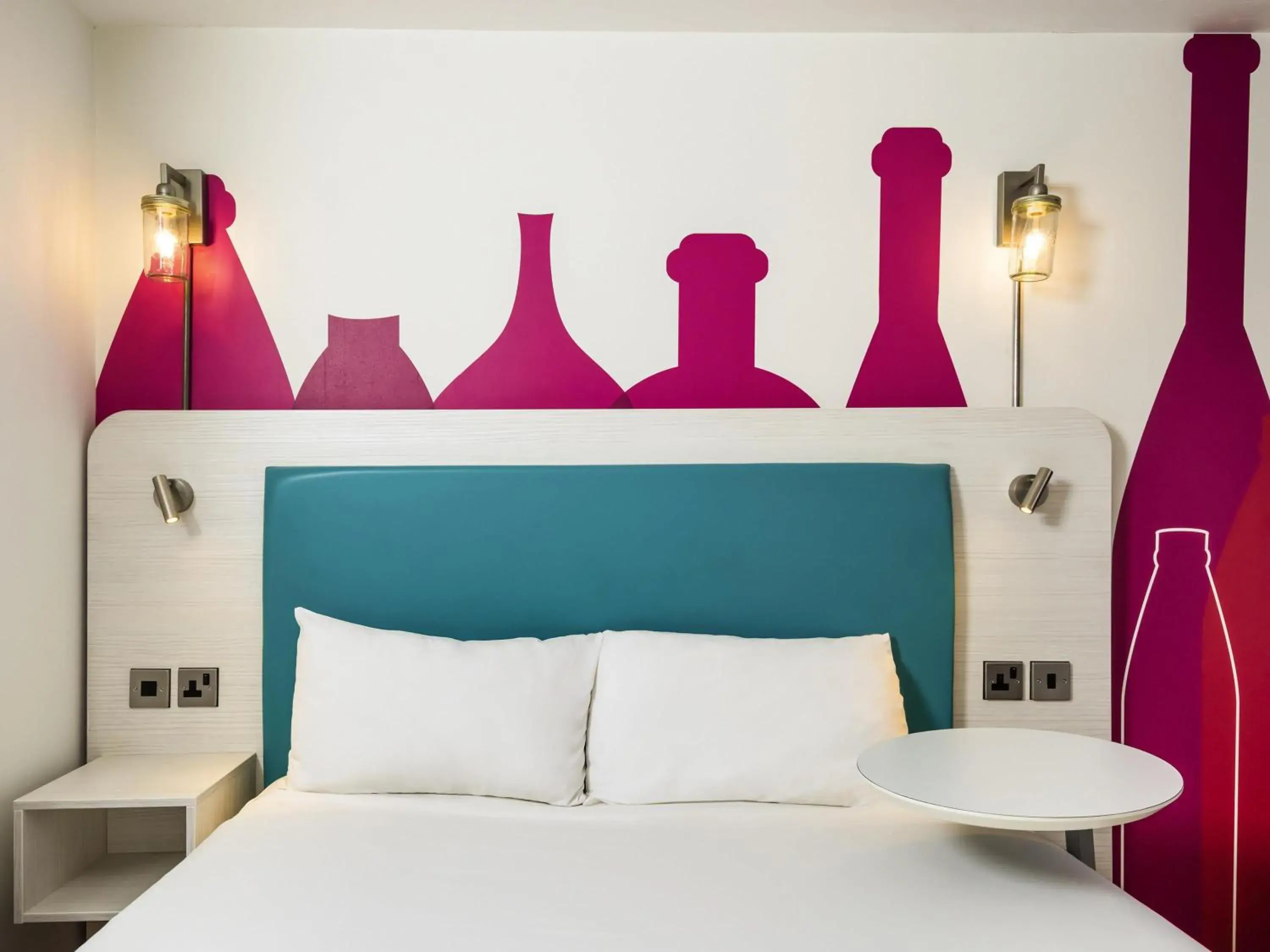 Bedroom, Bed in ibis Styles Barnsley Bedroom, Bed in ibis Styles Barnsley