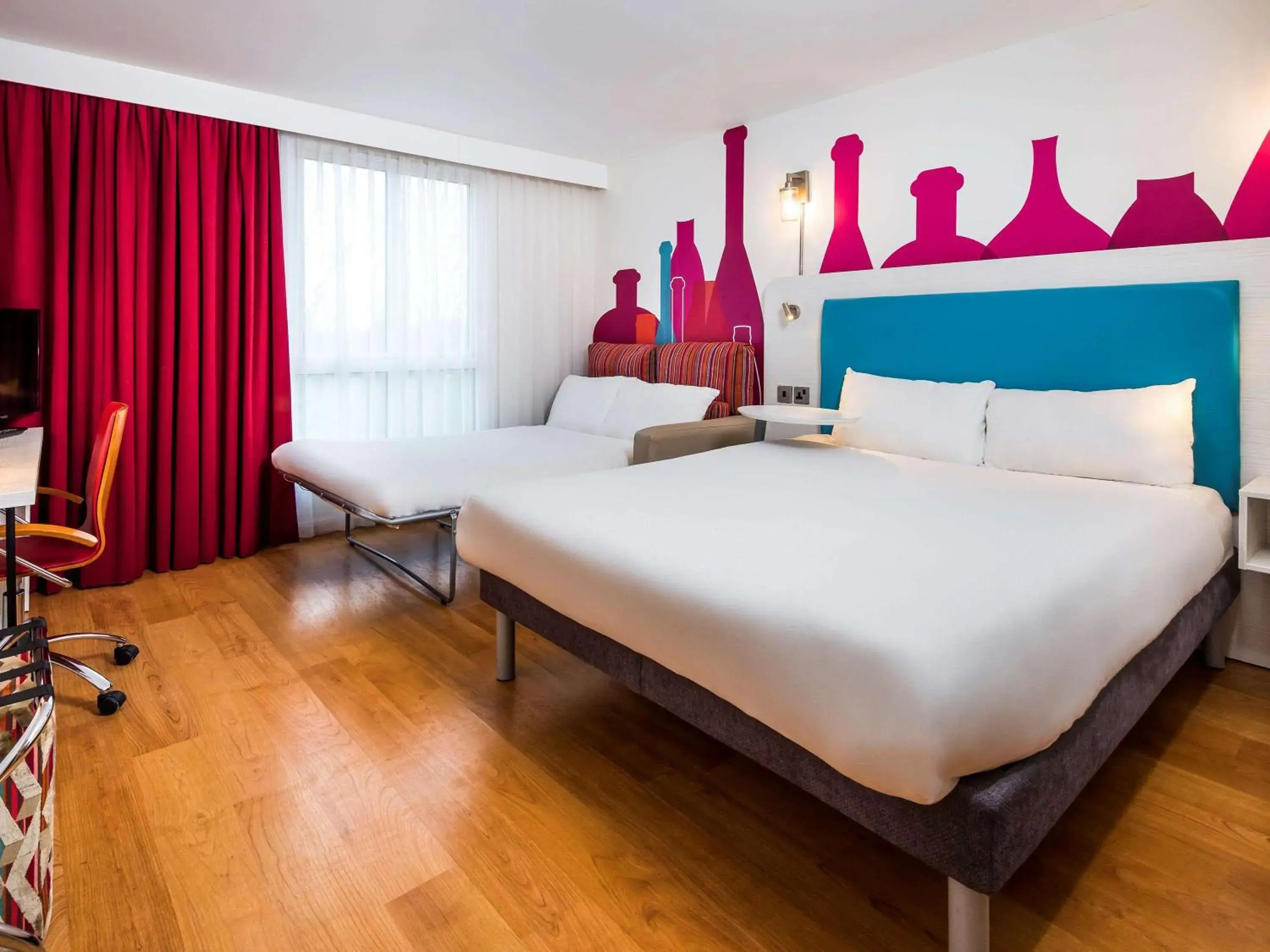 Photo of the whole room, Bed in ibis Styles Barnsley Photo of the whole room, Bed in ibis Styles Barnsley