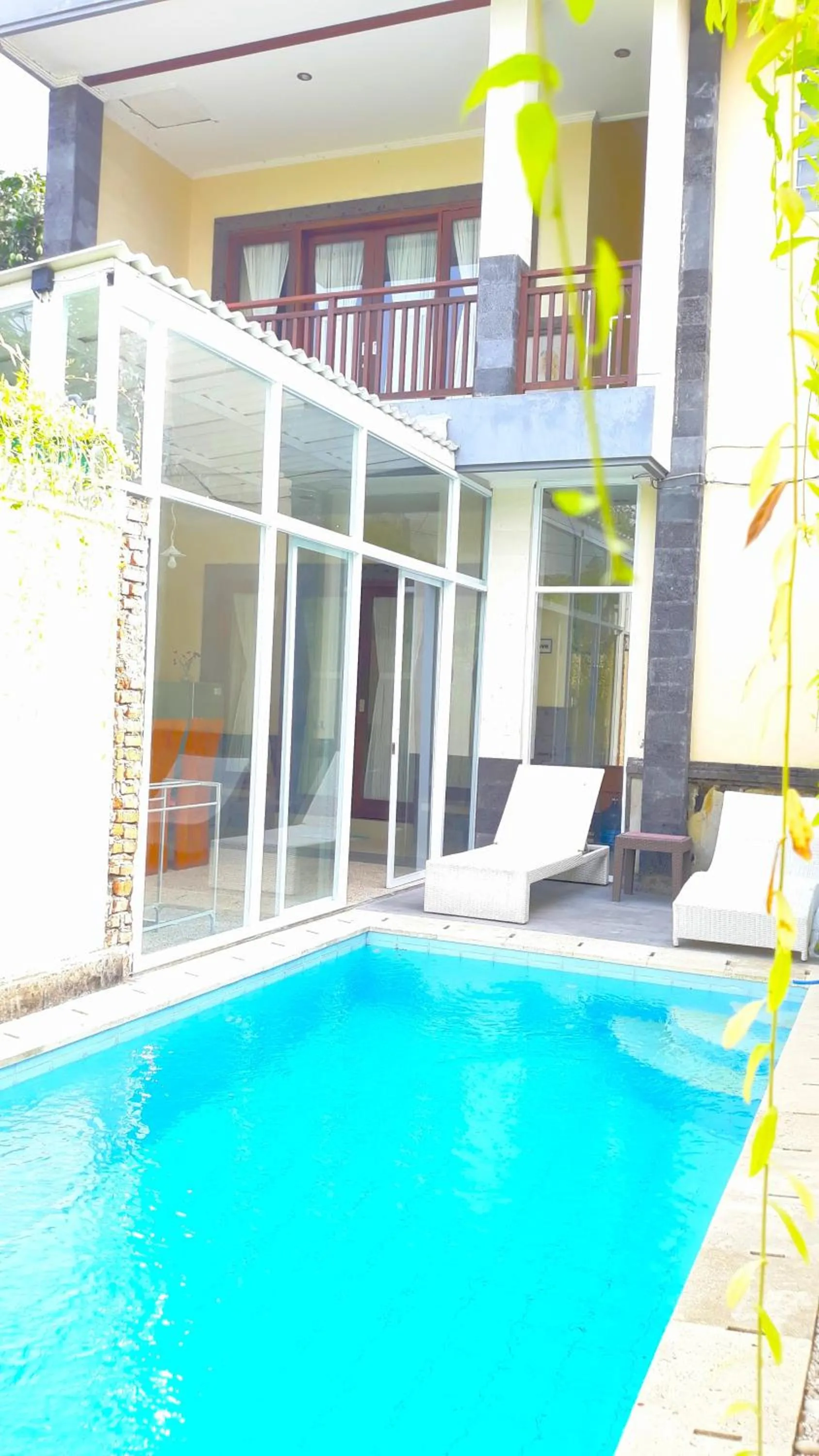 Villa Jalak Kembar
