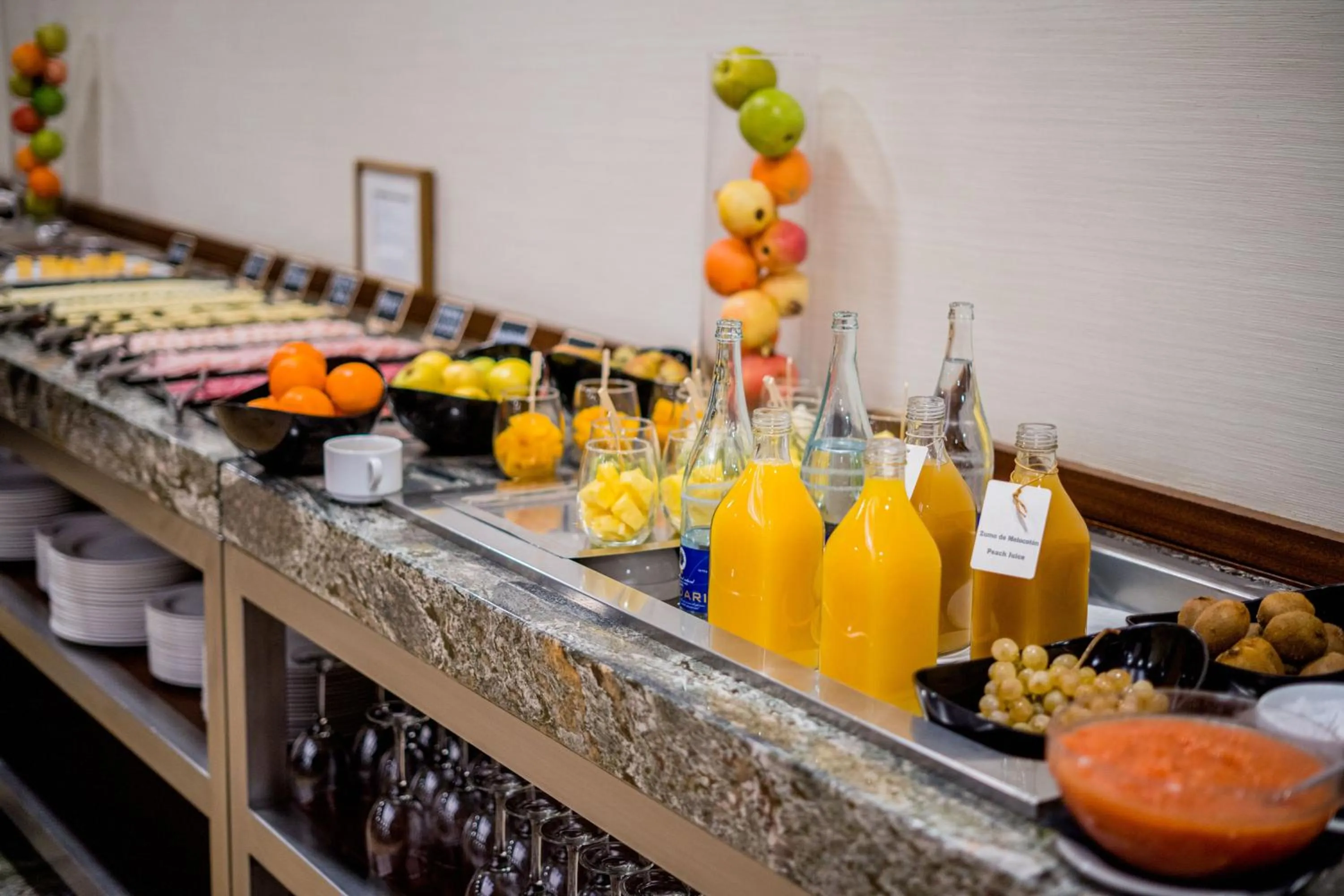 Buffet breakfast in Hotel Compostela