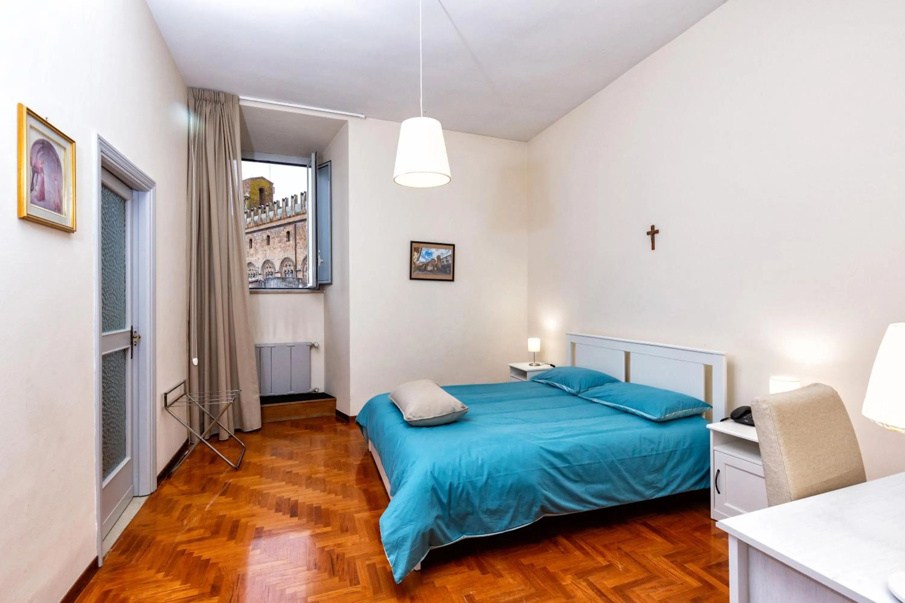 Property building, Bed in Istituto SS Salvatore