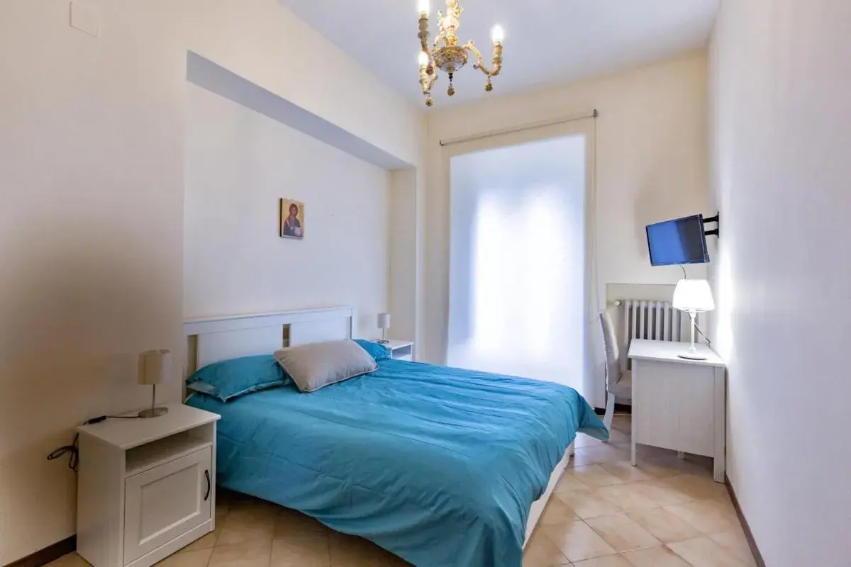 Double Room with Balcony - single occupancy in Istituto SS Salvatore Double Room with Balcony - single occupancy in Istituto SS Salvatore