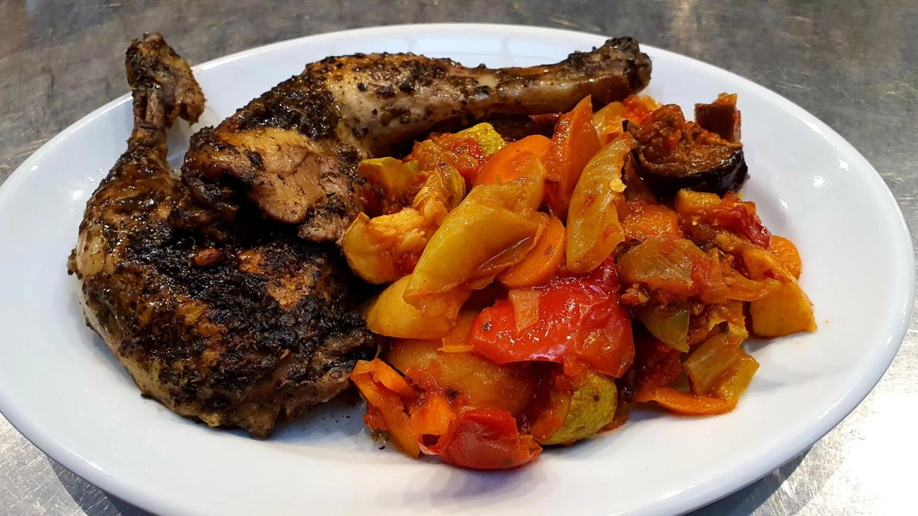 Food and drinks in Stella Beach Hotel