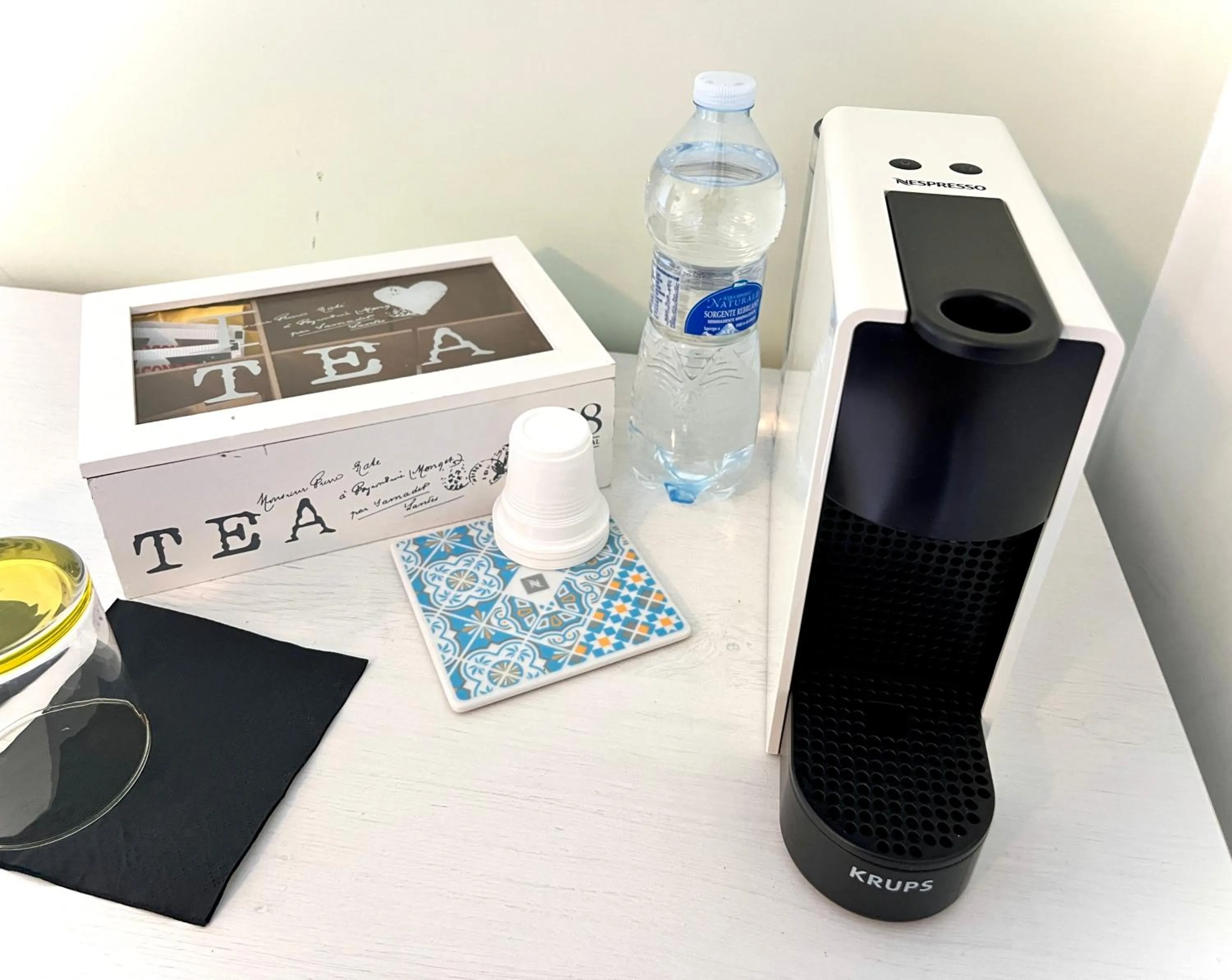 Coffee/tea facilities in Cape House