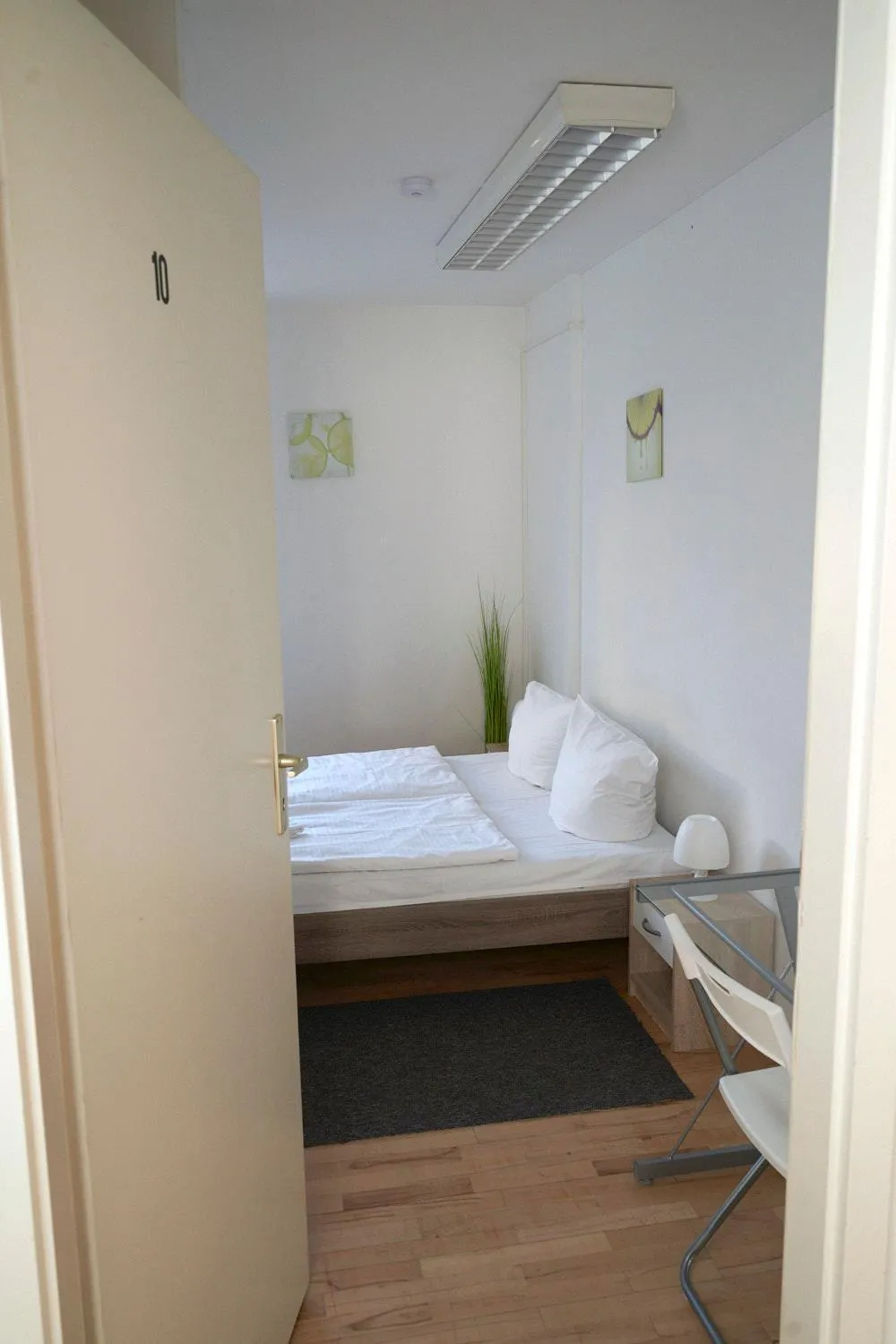 Bedroom, Bed in BNB Potsdamer Platz - Rooms & Apartments