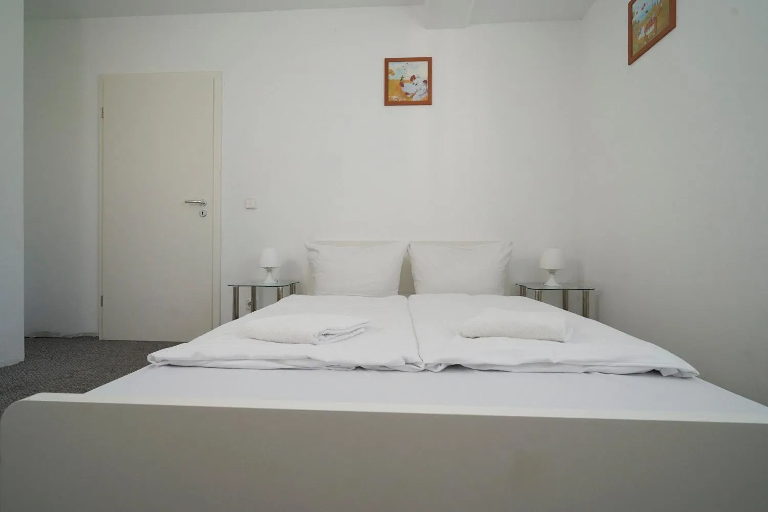 Bedroom, Bed in BNB Potsdamer Platz - Rooms & Apartments