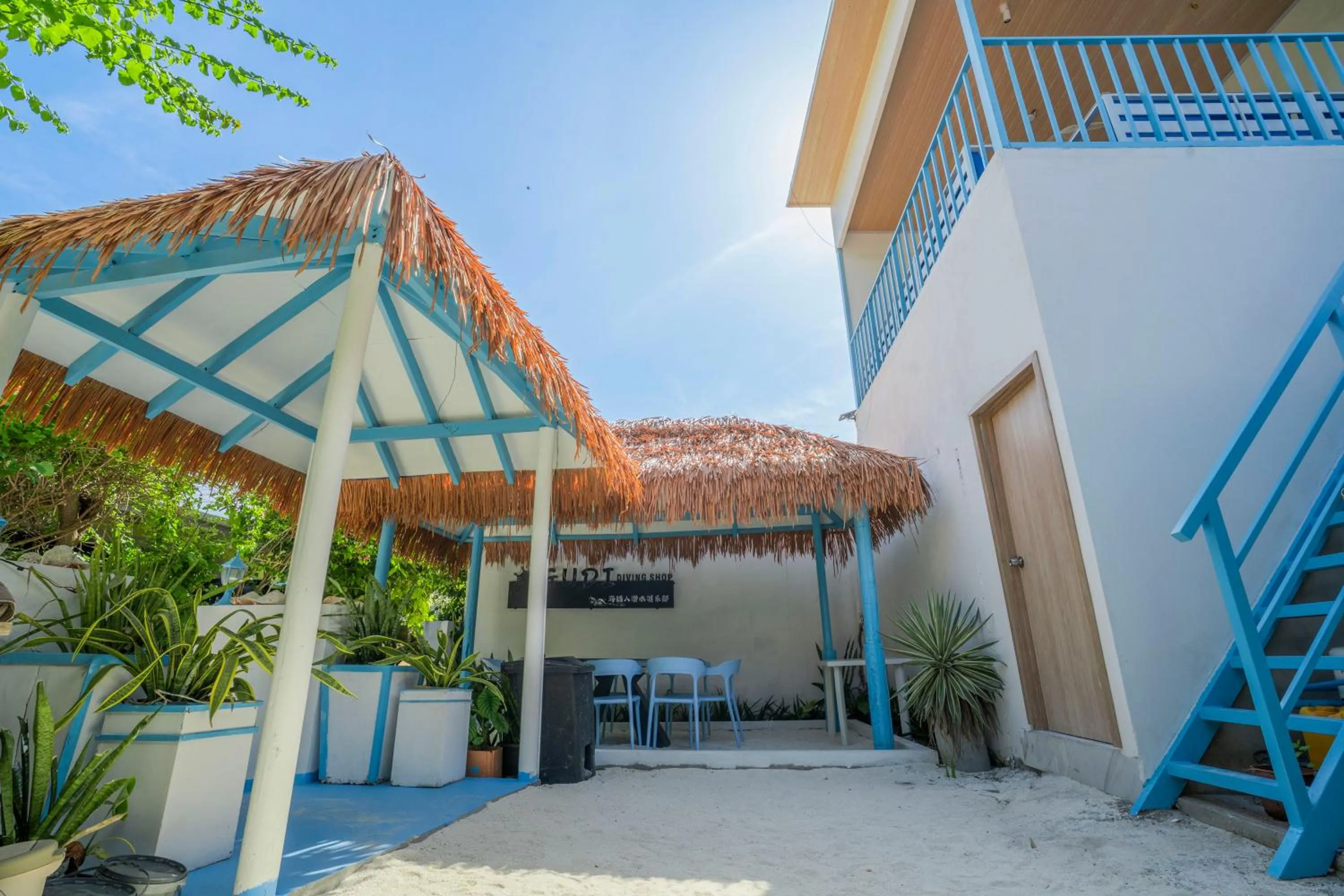 Property building in Alkina lodge