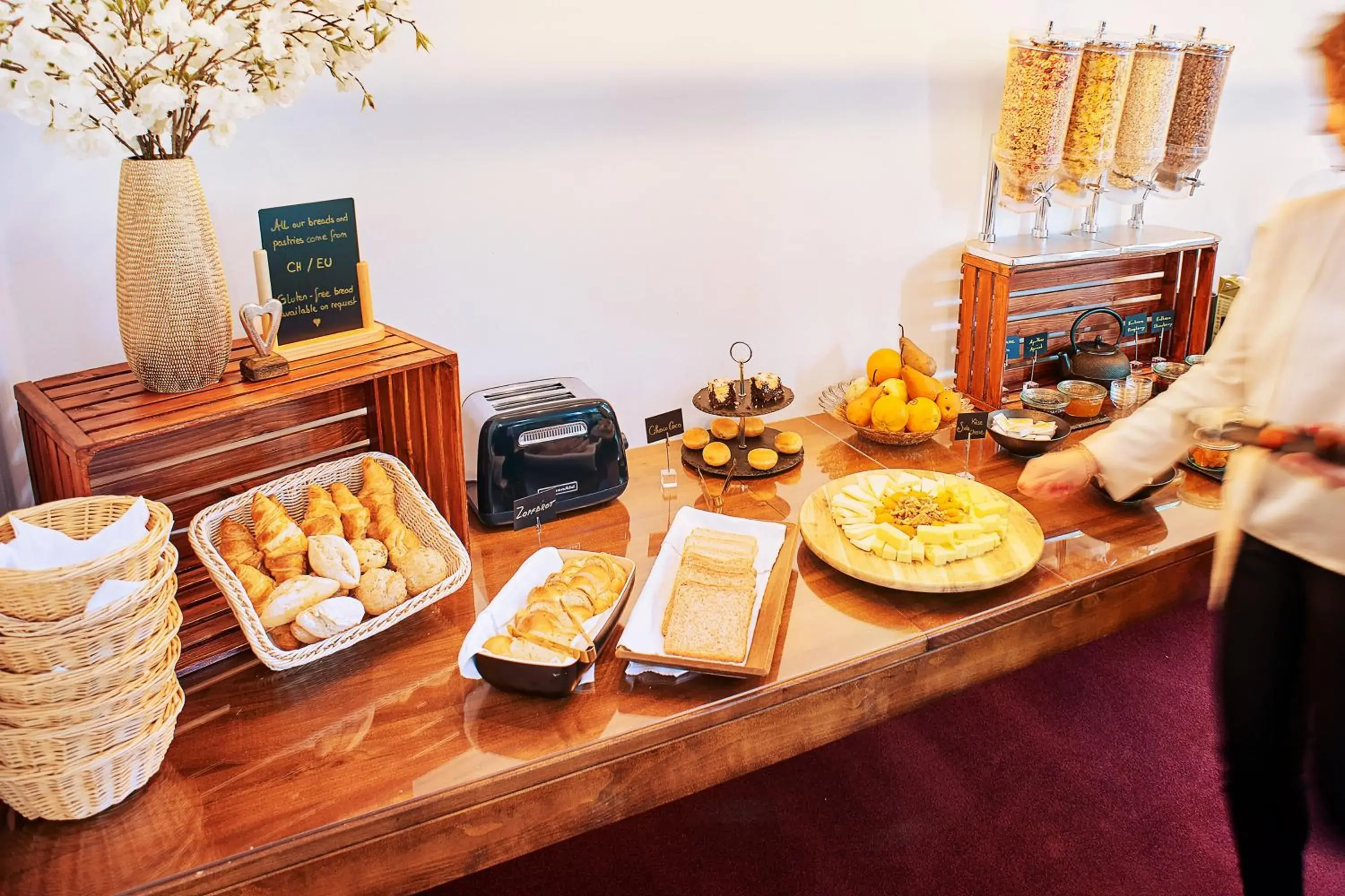 Buffet breakfast in Saint Georges Hotel Buffet breakfast in Saint Georges Hotel