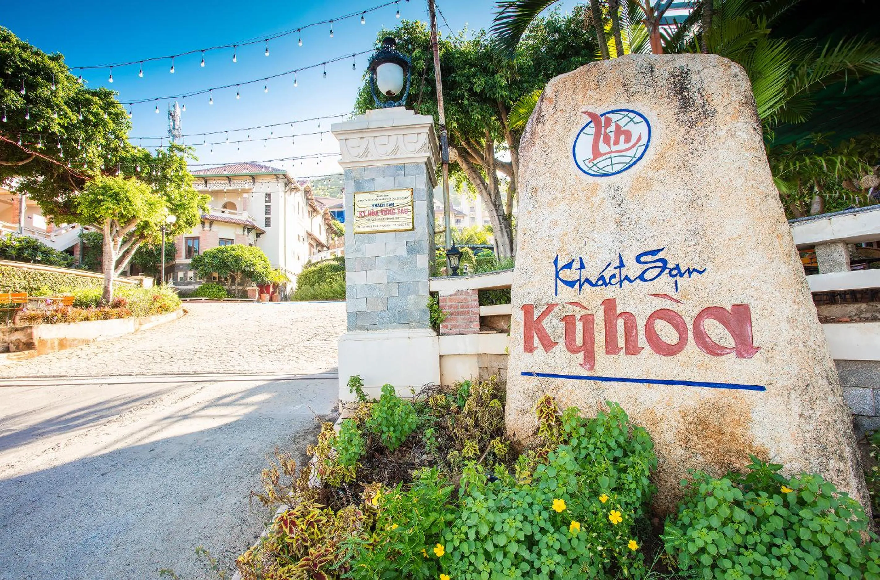 Property logo or sign in Beachfront Hotel