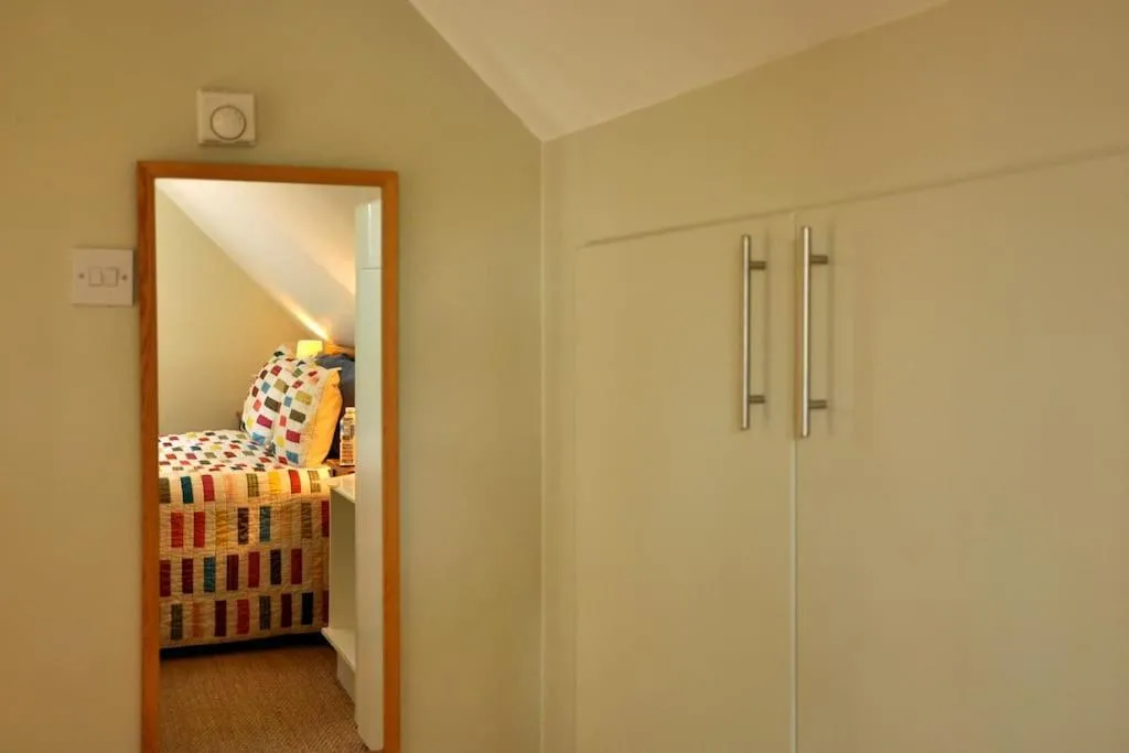 Trinidad, 45 School Road, Coach House