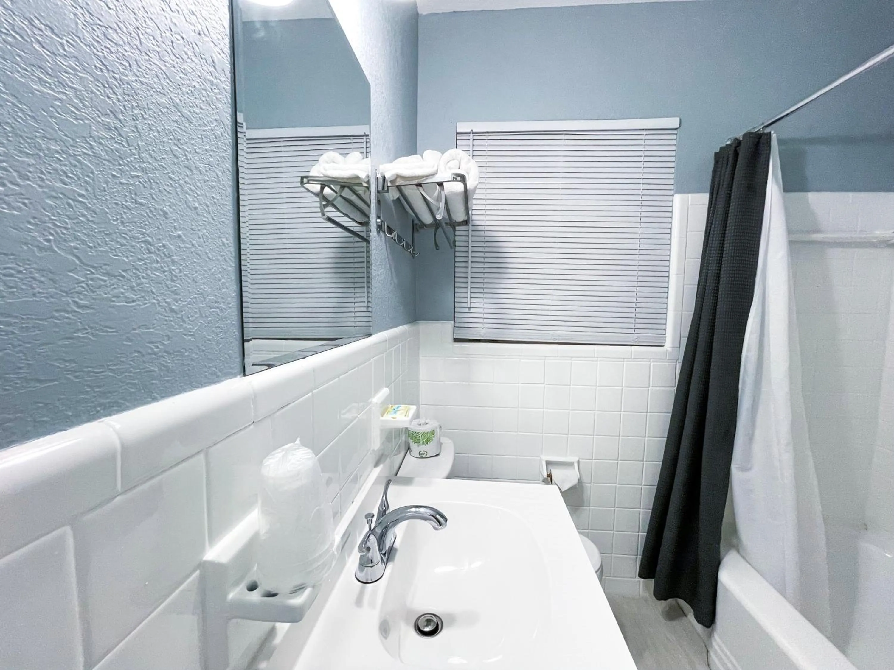 Sunrise Resort Motel South