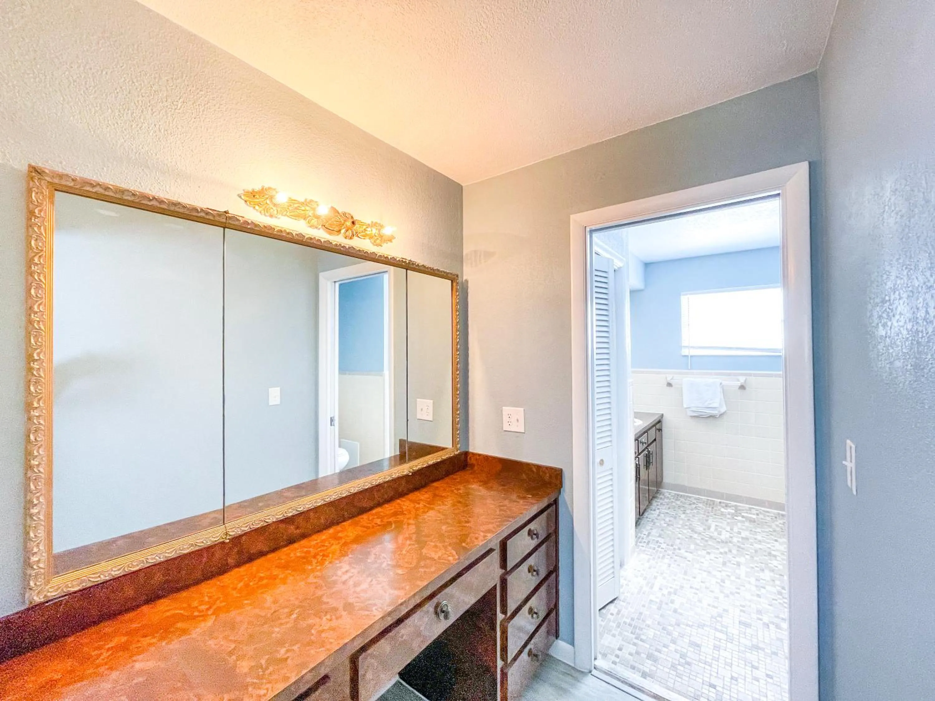 Sunrise Resort Motel South