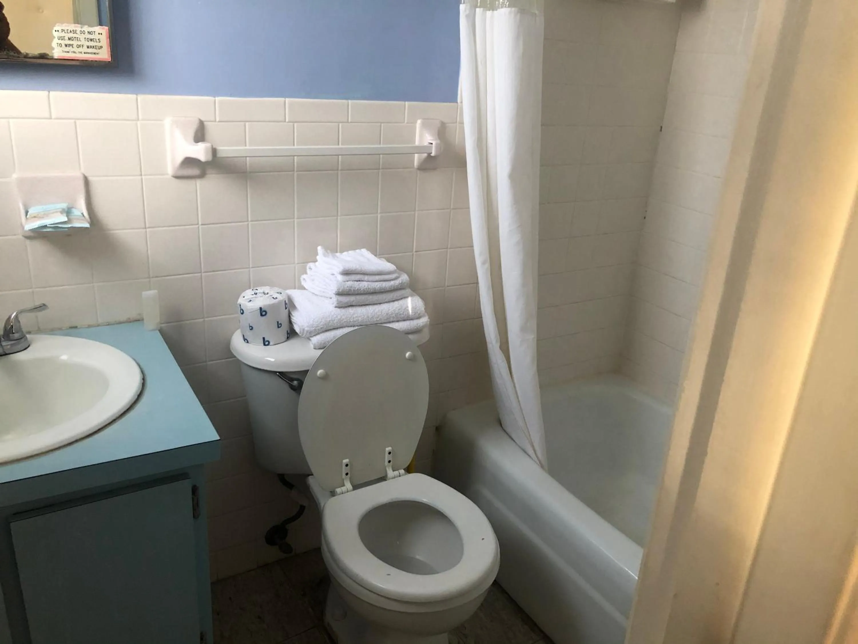 Sunrise Resort Motel South