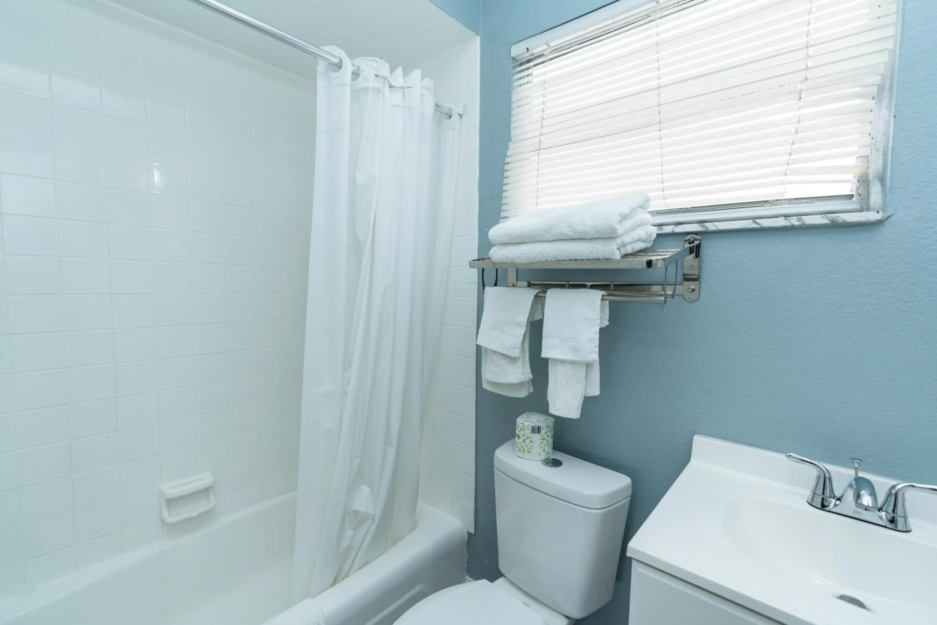 Sunrise Resort Motel South