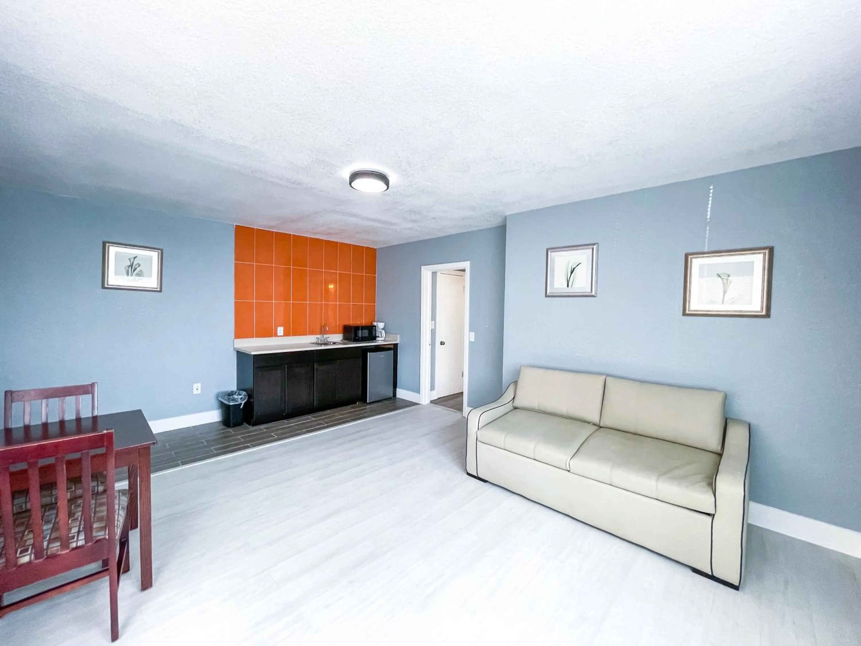 Sunrise Resort Motel South