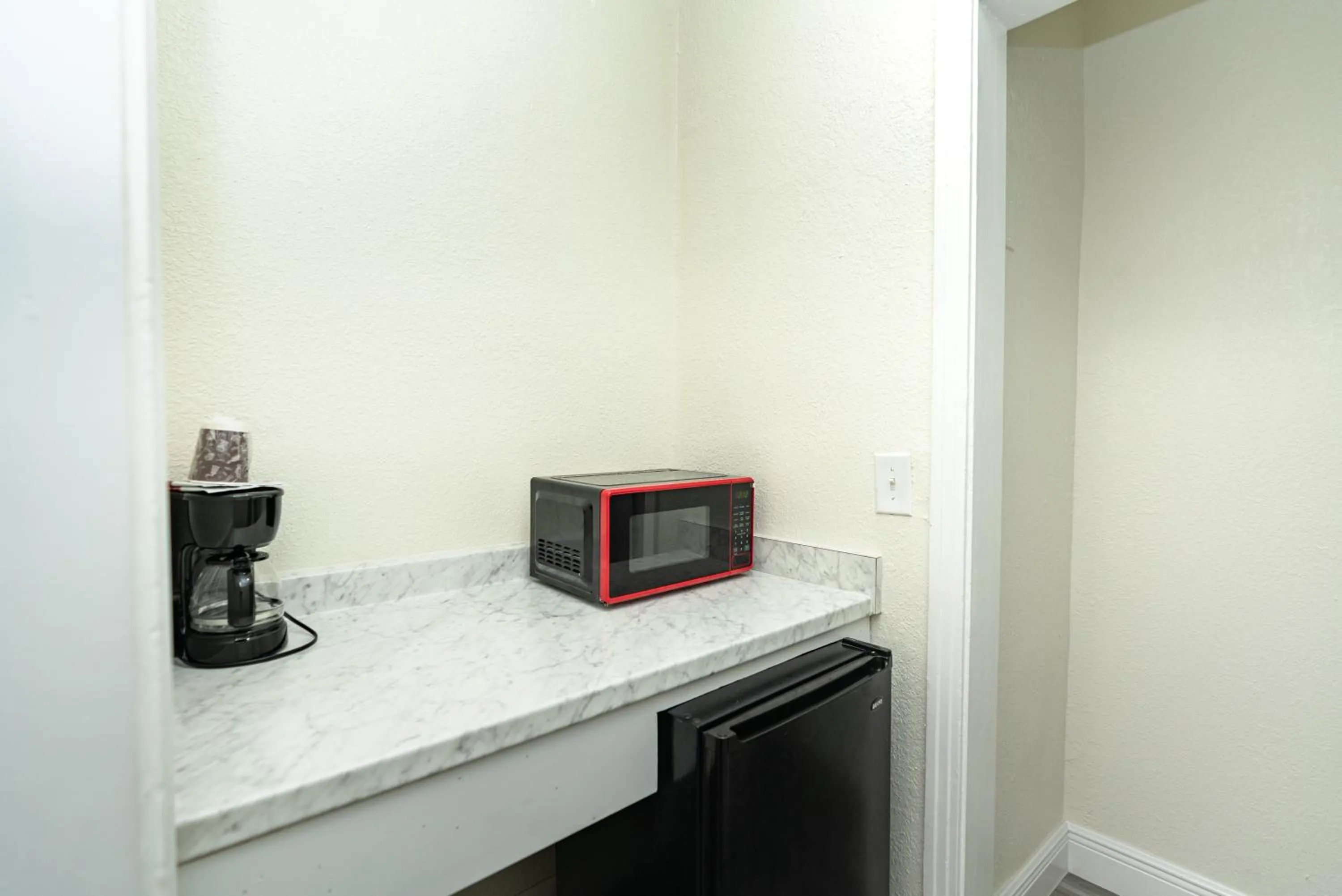 Sunrise Resort Motel South