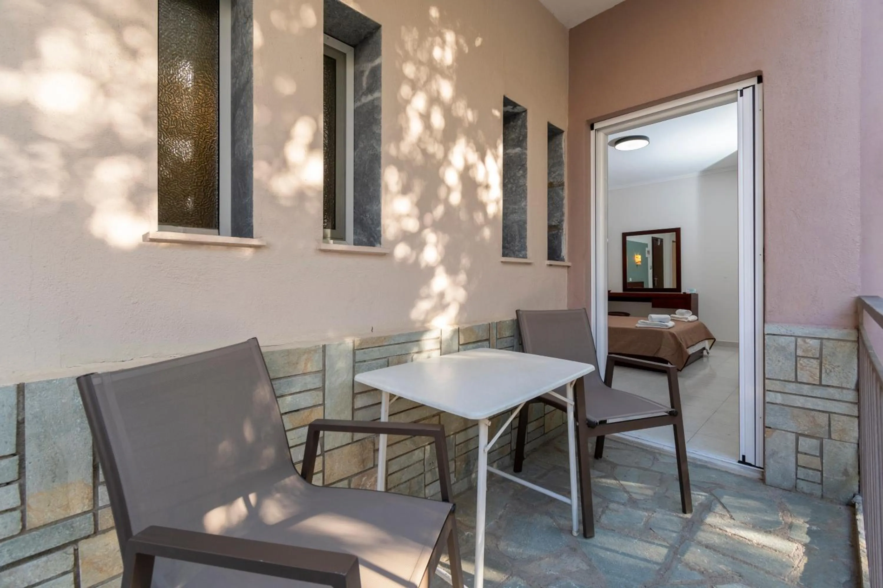 Property building in Naias