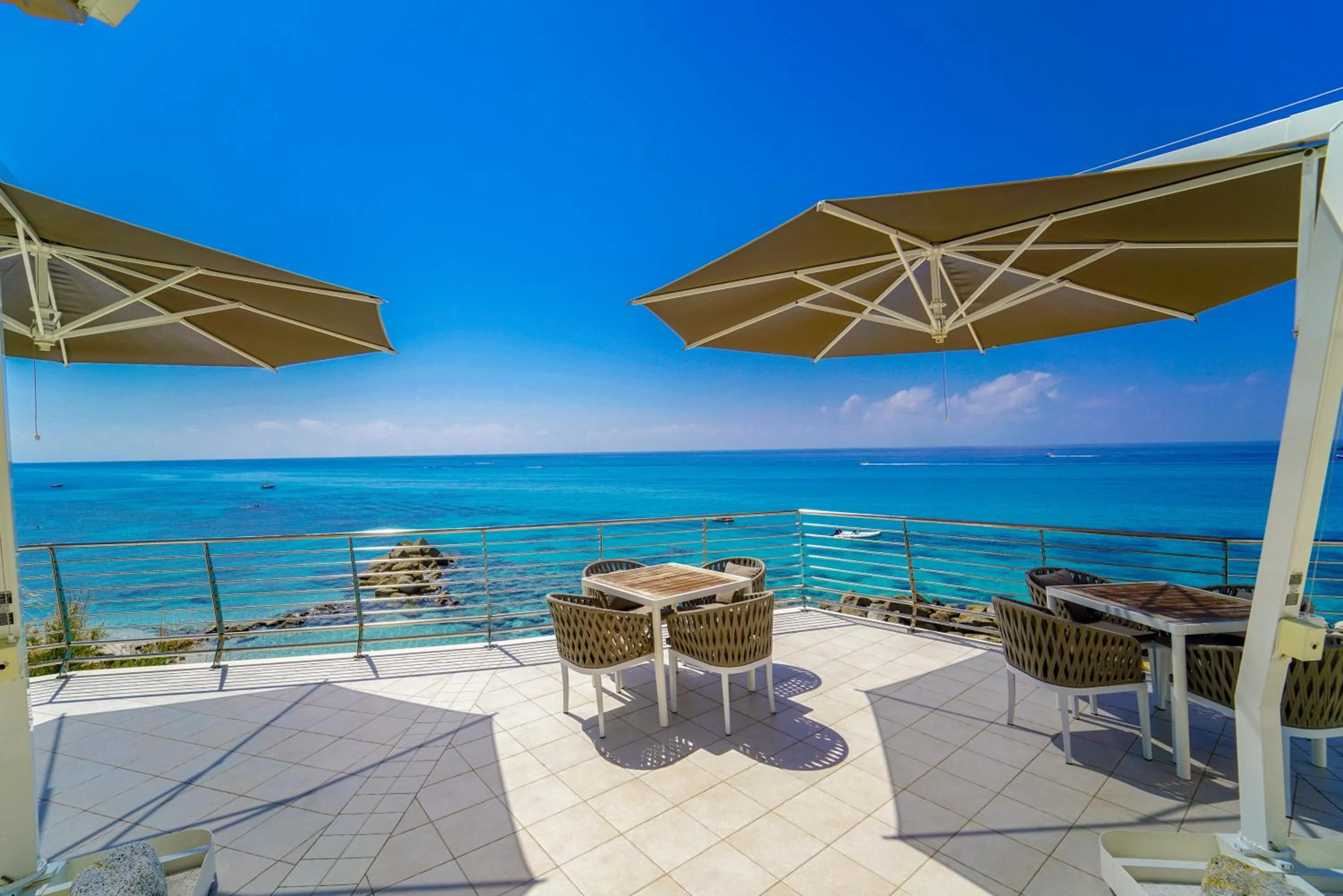 Restaurant/places to eat in Baia del Godano Resort & Spa